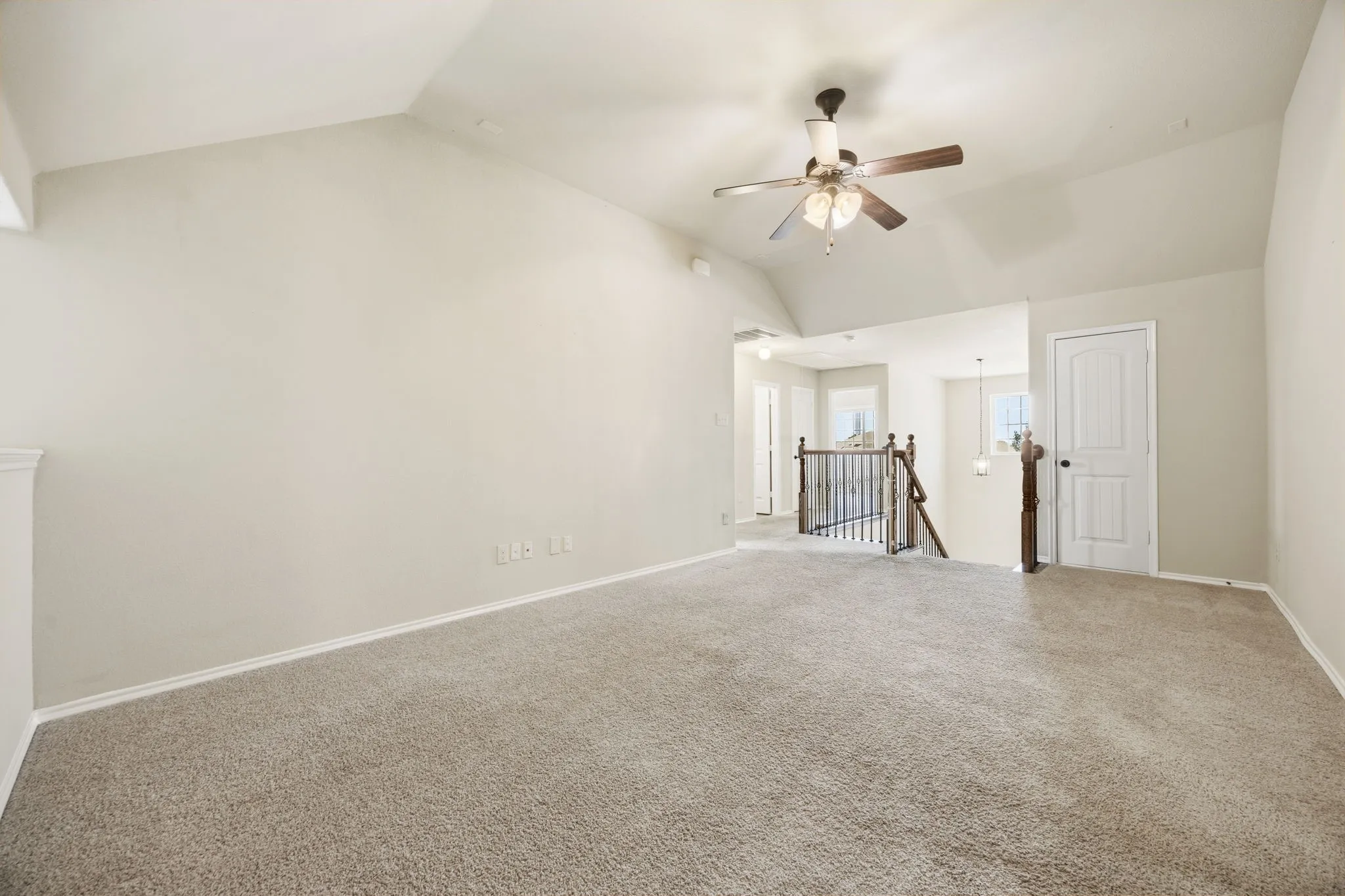 Single Family Residence For Rent in Collin County , 1445 Bateman Lane, Celina, Texas 75009, 4 Bedroom, 4 Bathroom, 2 Garage spaces, 2,743 Sqft, built in 2014, mls#21316439, Real Estate Agent in Celina, Homes For Rent in Collin county, Homes For Rent in Celina, Realtor in Celina Texas, Real Estate Brokerage Independent Realty Texas, Luminita Cordes Realtor