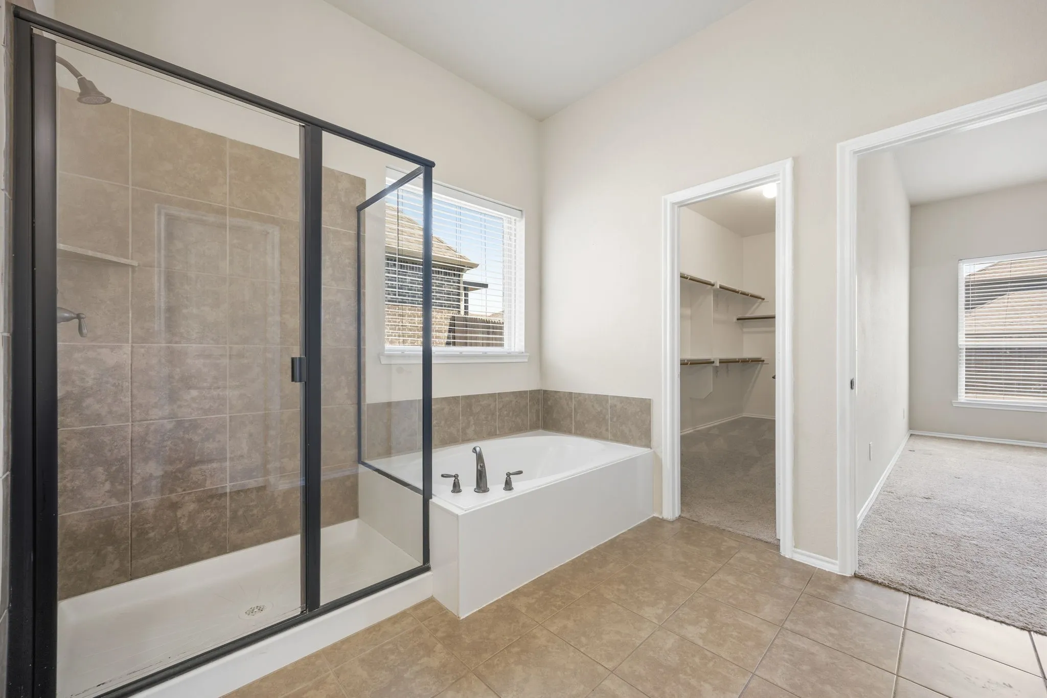Single Family Residence For Rent in Collin County , 1445 Bateman Lane, Celina, Texas 75009, 4 Bedroom, 4 Bathroom, 2 Garage spaces, 2,743 Sqft, built in 2014, mls#21316439, Real Estate Agent in Celina, Homes For Rent in Collin county, Homes For Rent in Celina, Realtor in Celina Texas, Real Estate Brokerage Independent Realty Texas, Luminita Cordes Realtor