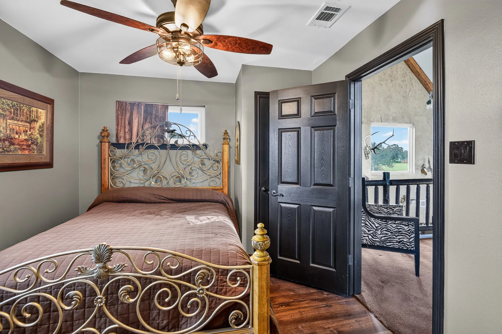 Single Family Residence For Sale in Grayson County , 360 Pop Noah Road, Collinsville, Texas 76233, 4 Bedroom, 5 Bathroom, Garage spaces, 3,537 Sqft, built in 1996, mls#21315751, Real Estate Agent in Collinsville, Homes For Sale in Grayson county, Homes For Sale in Collinsville, Realtor in Collinsville Texas, Real Estate Brokerage Independent Realty Texas, Luminita Cordes Realtor