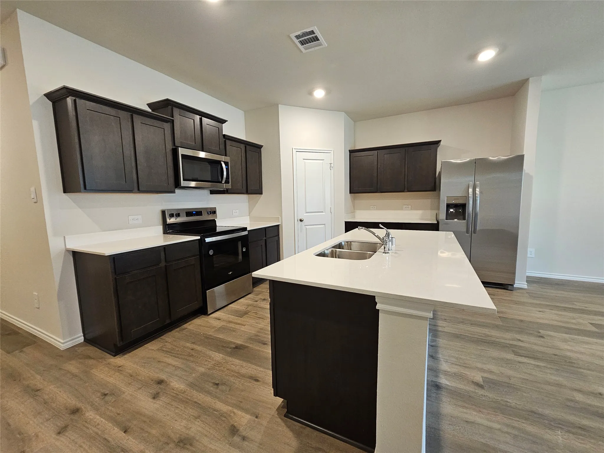 Single Family Residence For Rent in Denton County , 11304 West Pond Drive, Providence Village, Texas 76227, 4 Bedroom, 3 Bathroom, 2 Garage spaces, 2,482 Sqft, built in 2026, mls#21314796, Real Estate Agent in Providence Village, Homes For Rent in Denton county, Homes For Rent in Providence Village, Realtor in Providence Village Texas, Real Estate Brokerage Independent Realty Texas, Luminita Cordes Realtor