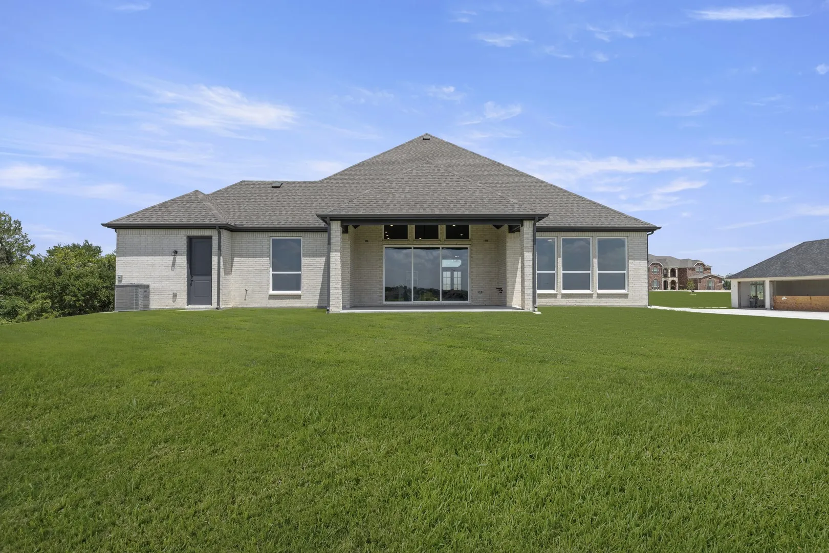 26. 9908 Buckingham - Back