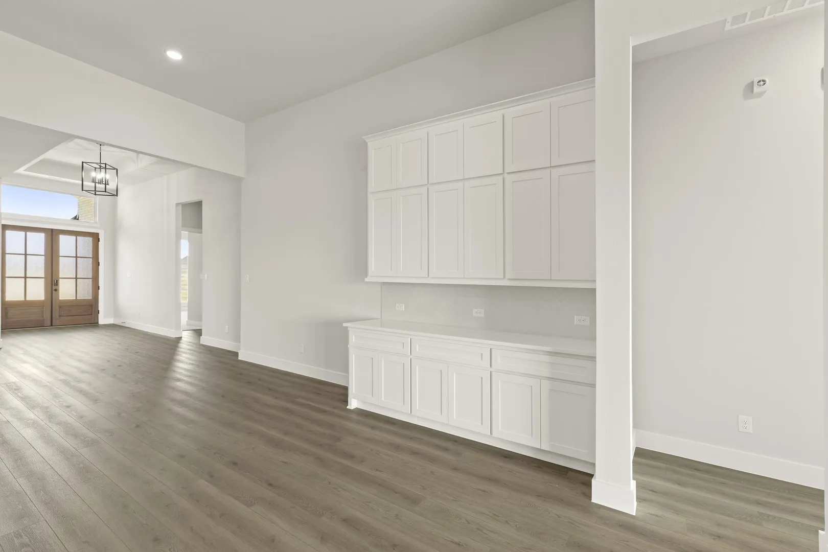 10. 9908 Buckingham - Nook
