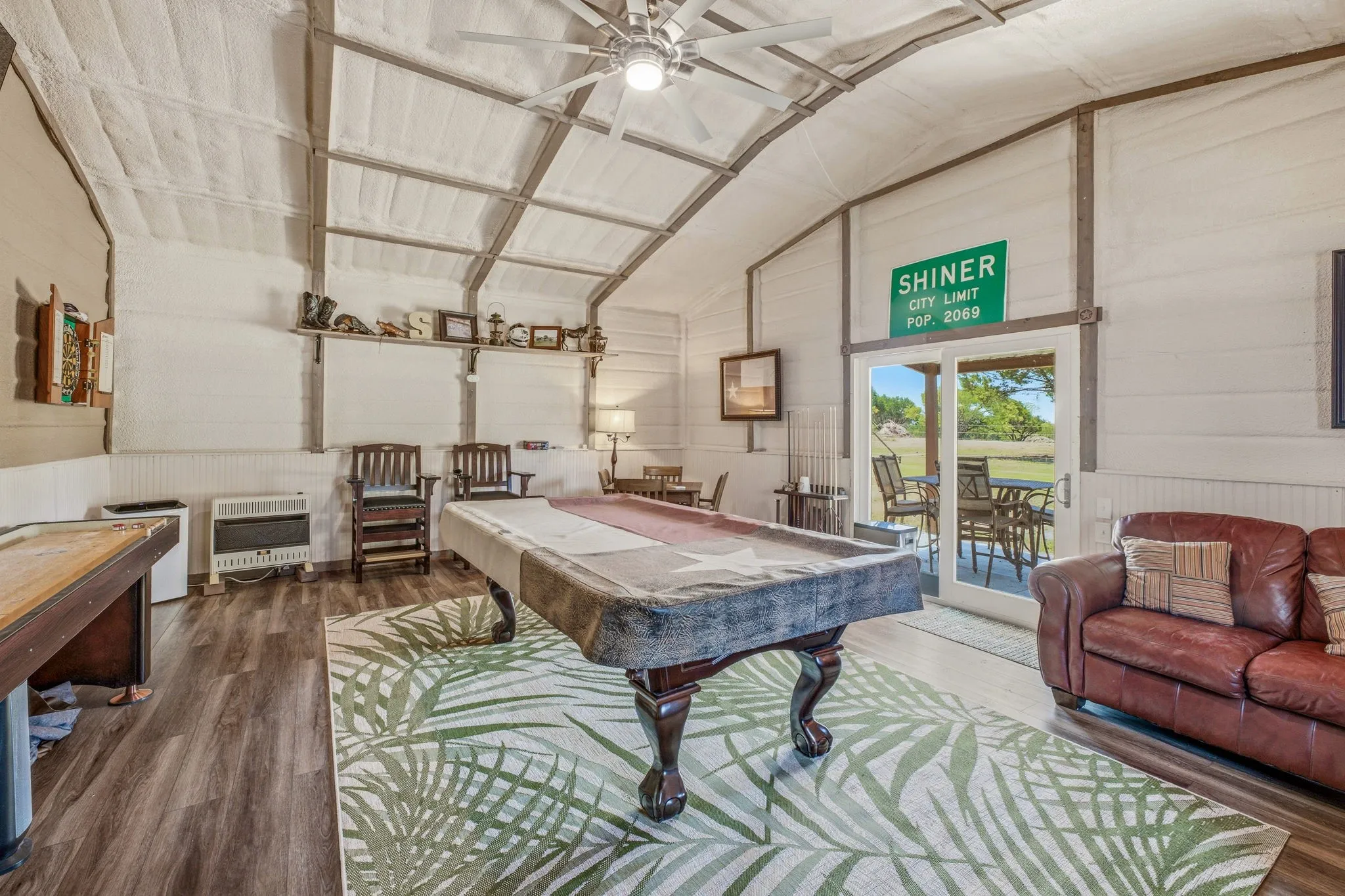 Farm For Sale in Bosque County , 1271 Private 2120 Road, Meridian, Texas 76665, 2 Bedroom, 1 Bathroom, 2 Garage spaces, 1,200 Sqft, built in 2024, mls#21312363, Real Estate Agent in Meridian, Homes For Sale in Bosque county, Homes For Sale in Meridian, Realtor in Meridian Texas, Real Estate Brokerage Independent Realty Texas, Luminita Cordes Realtor