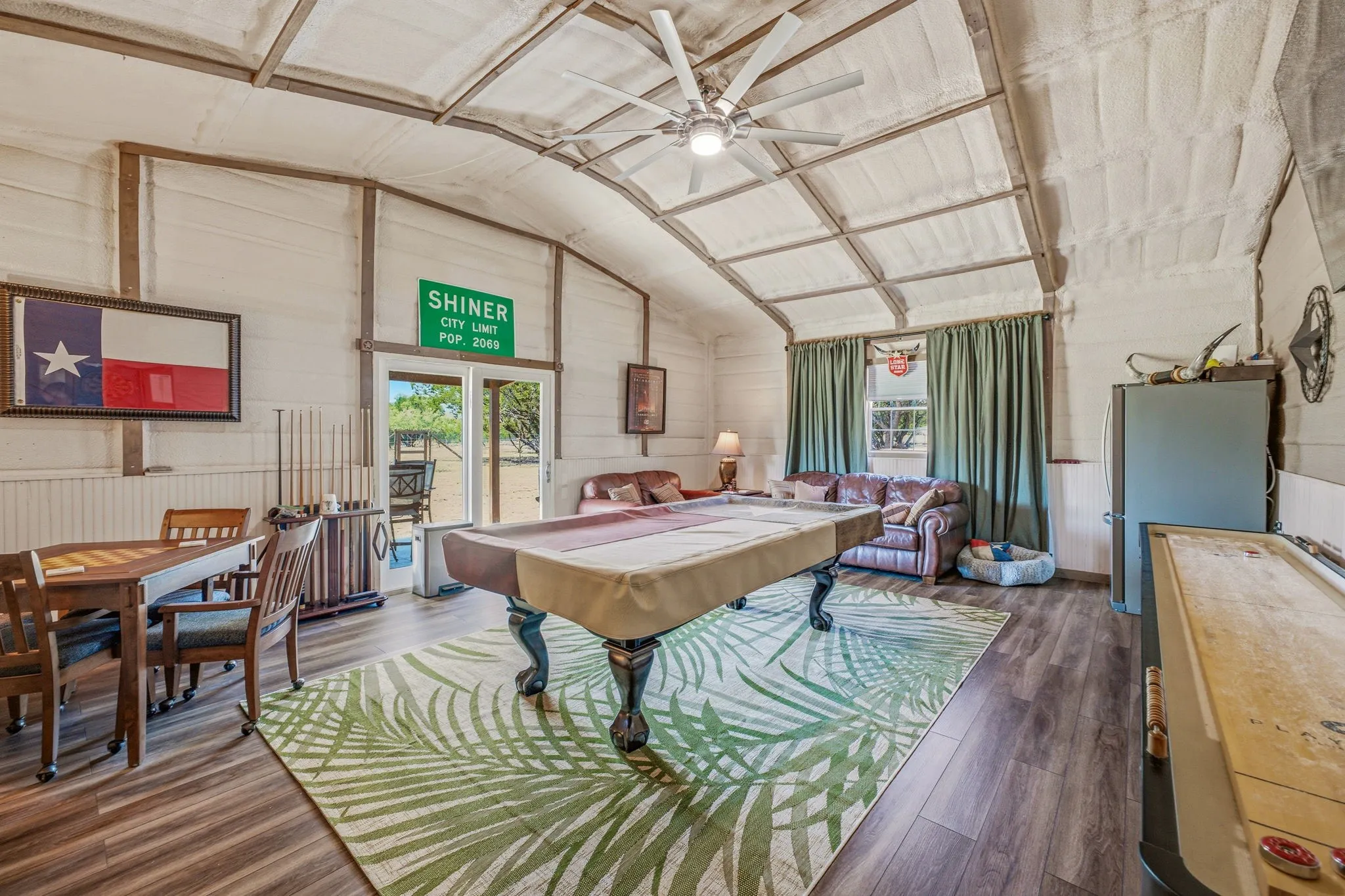 Farm For Sale in Bosque County , 1271 Private 2120 Road, Meridian, Texas 76665, 2 Bedroom, 1 Bathroom, 2 Garage spaces, 1,200 Sqft, built in 2024, mls#21312363, Real Estate Agent in Meridian, Homes For Sale in Bosque county, Homes For Sale in Meridian, Realtor in Meridian Texas, Real Estate Brokerage Independent Realty Texas, Luminita Cordes Realtor