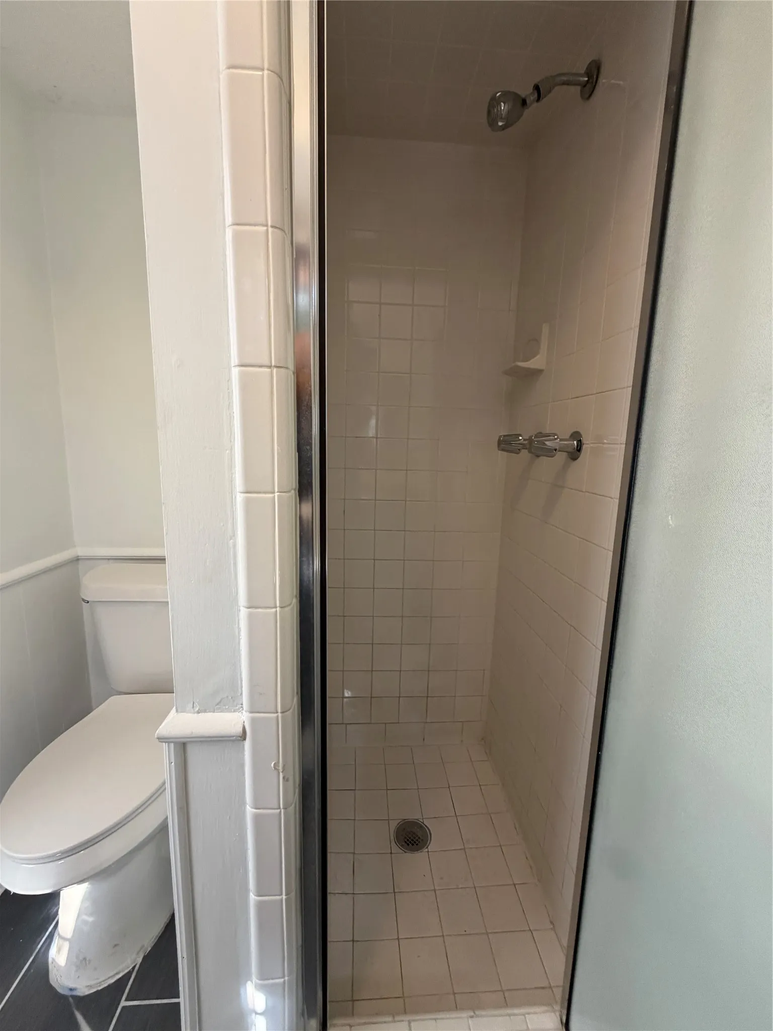 Single Family Residence For Sale in Hunt County , 2406 W Broadview Street, Greenville, Texas 75402, 4 Bedroom, 2 Bathroom, 2 Garage spaces, 1,750 Sqft, built in 1970, mls#21316441, Real Estate Agent in Greenville, Homes For Sale in Hunt county, Homes For Sale in Greenville, Realtor in Greenville Texas, Real Estate Brokerage Independent Realty Texas, Luminita Cordes Realtor