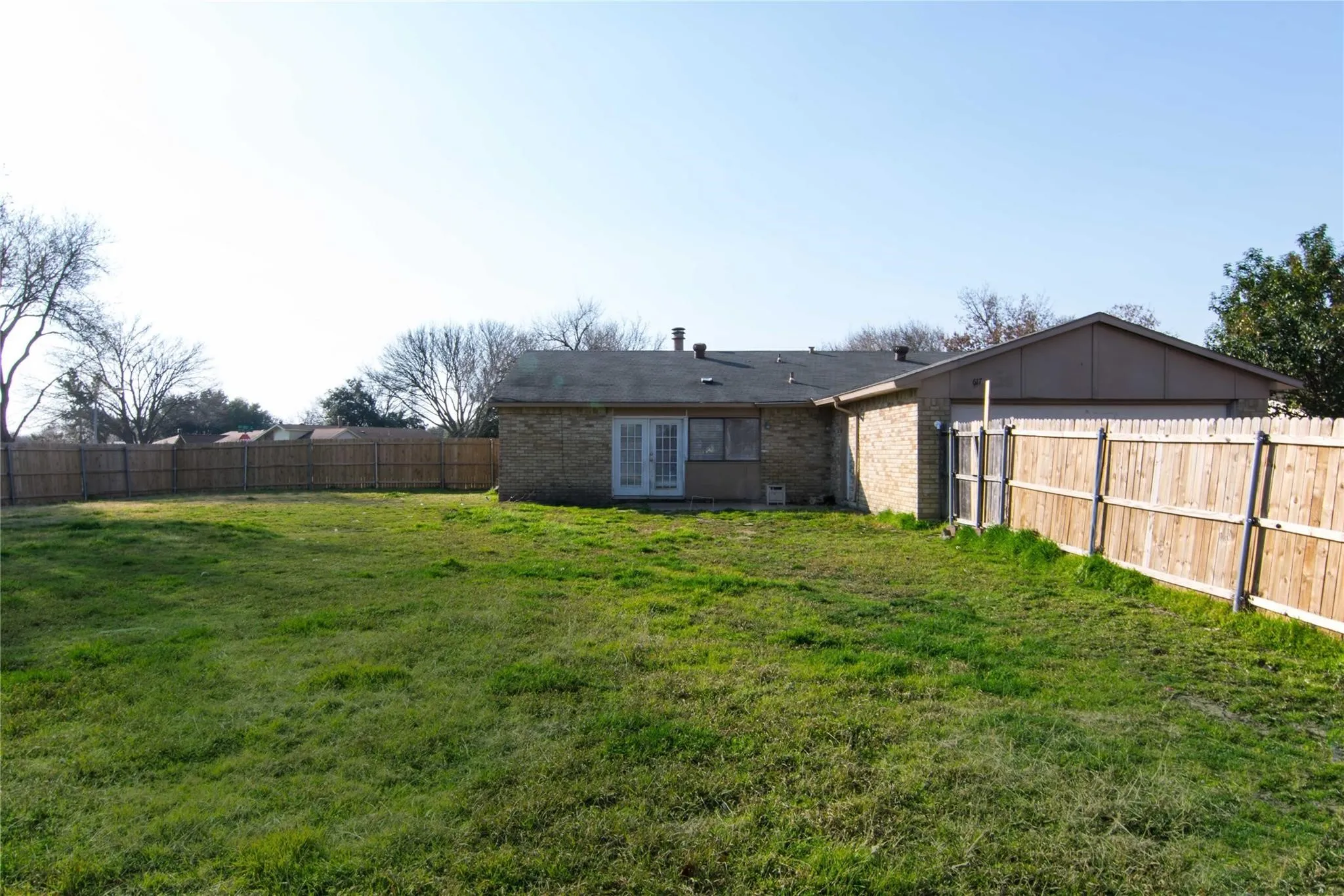 Single Family Residence For Rent in Dallas County , 617 Via Del Sur, Mesquite, Texas 75150, 4 Bedroom, 2 Bathroom, 2 Garage spaces, 1,711 Sqft, built in 1979, mls#21316475, Real Estate Agent in Mesquite, Homes For Rent in Dallas county, Homes For Rent in Mesquite, Realtor in Mesquite Texas, Real Estate Brokerage Independent Realty Texas, Luminita Cordes Realtor