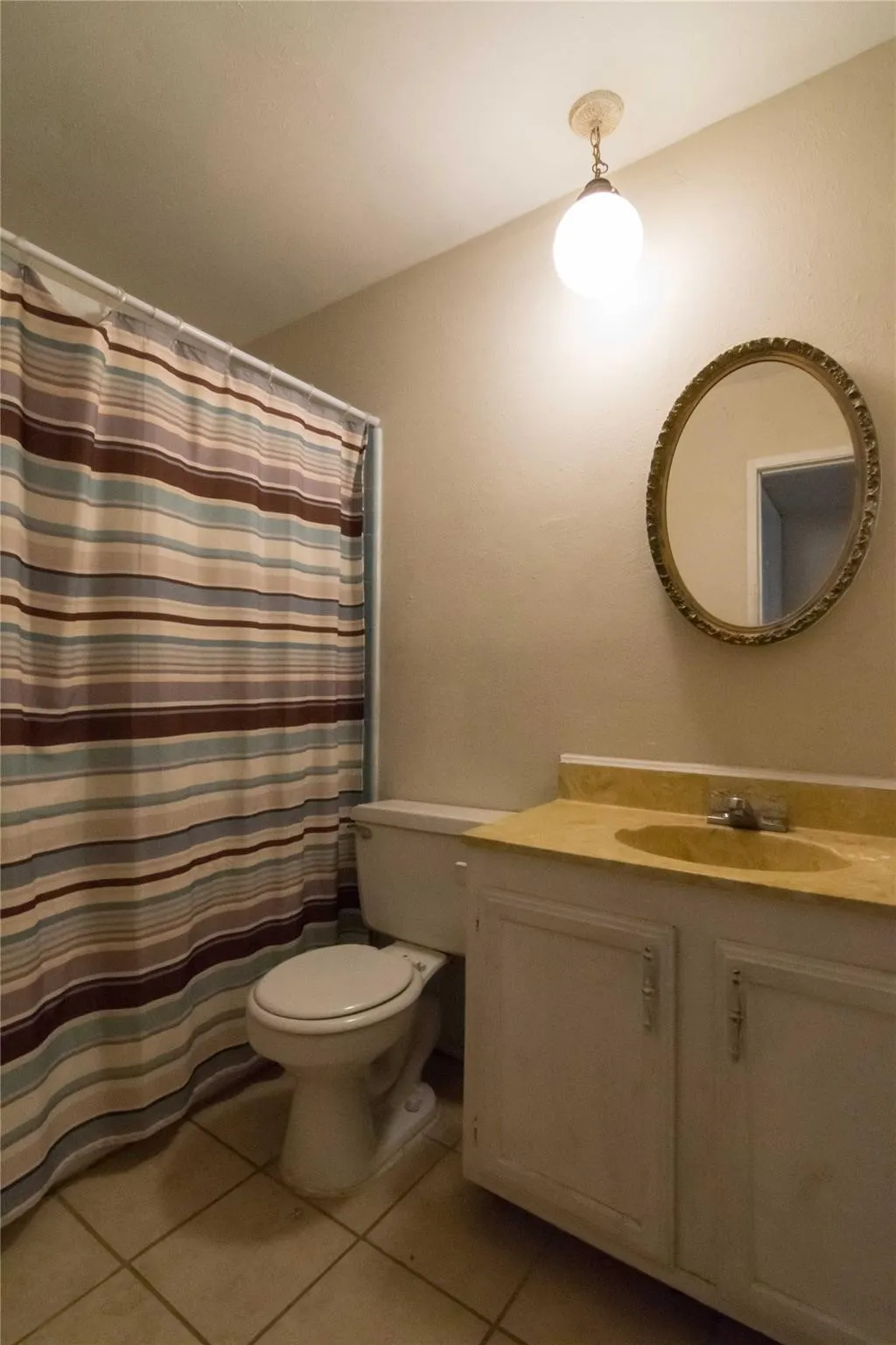Single Family Residence For Rent in Dallas County , 617 Via Del Sur, Mesquite, Texas 75150, 4 Bedroom, 2 Bathroom, 2 Garage spaces, 1,711 Sqft, built in 1979, mls#21316475, Real Estate Agent in Mesquite, Homes For Rent in Dallas county, Homes For Rent in Mesquite, Realtor in Mesquite Texas, Real Estate Brokerage Independent Realty Texas, Luminita Cordes Realtor