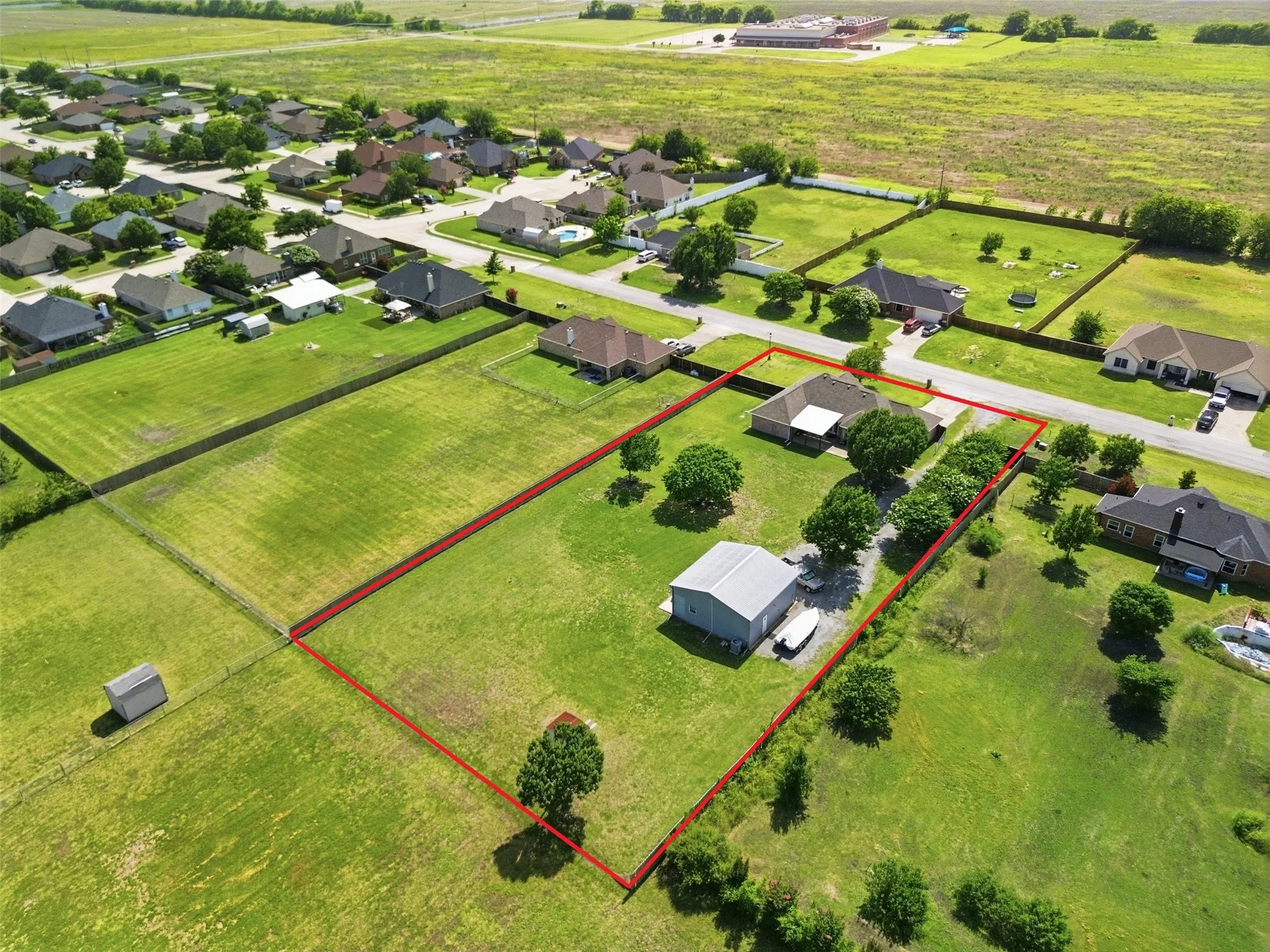 Single Family Residence For Sale in Collin County , 2912 Thousand Oaks Drive, Anna, Texas 75409, 4 Bedroom, 2 Bathroom, 2 Garage spaces, 2,104 Sqft, built in 2002, mls#21316463, Real Estate Agent in Anna, Homes For Sale in Collin county, Homes For Sale in Anna, Realtor in Anna Texas, Real Estate Brokerage Independent Realty Texas, Luminita Cordes Realtor