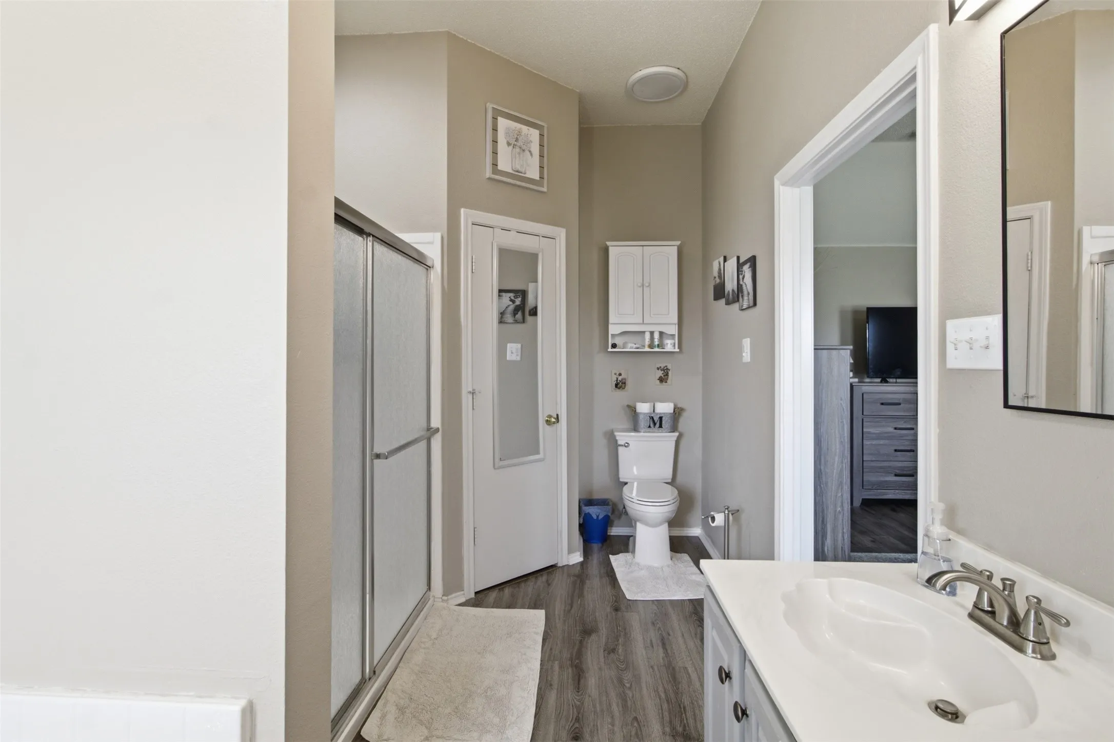 Single Family Residence For Sale in Collin County , 2912 Thousand Oaks Drive, Anna, Texas 75409, 4 Bedroom, 2 Bathroom, 2 Garage spaces, 2,104 Sqft, built in 2002, mls#21316463, Real Estate Agent in Anna, Homes For Sale in Collin county, Homes For Sale in Anna, Realtor in Anna Texas, Real Estate Brokerage Independent Realty Texas, Luminita Cordes Realtor