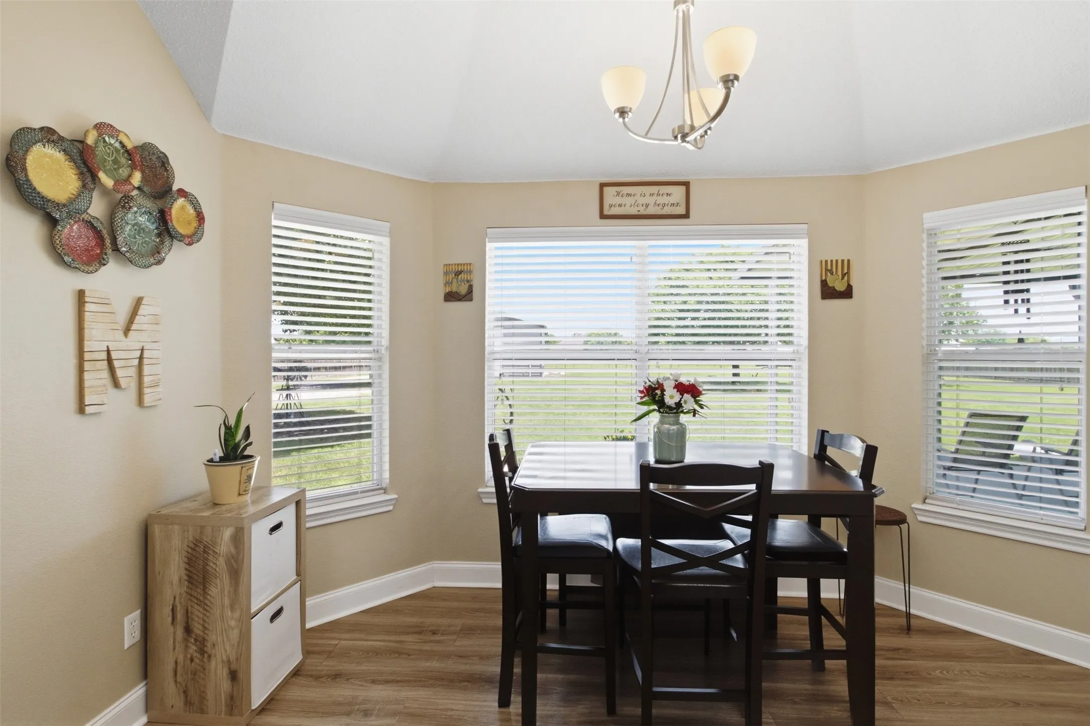 Single Family Residence For Sale in Collin County , 2912 Thousand Oaks Drive, Anna, Texas 75409, 4 Bedroom, 2 Bathroom, 2 Garage spaces, 2,104 Sqft, built in 2002, mls#21316463, Real Estate Agent in Anna, Homes For Sale in Collin county, Homes For Sale in Anna, Realtor in Anna Texas, Real Estate Brokerage Independent Realty Texas, Luminita Cordes Realtor