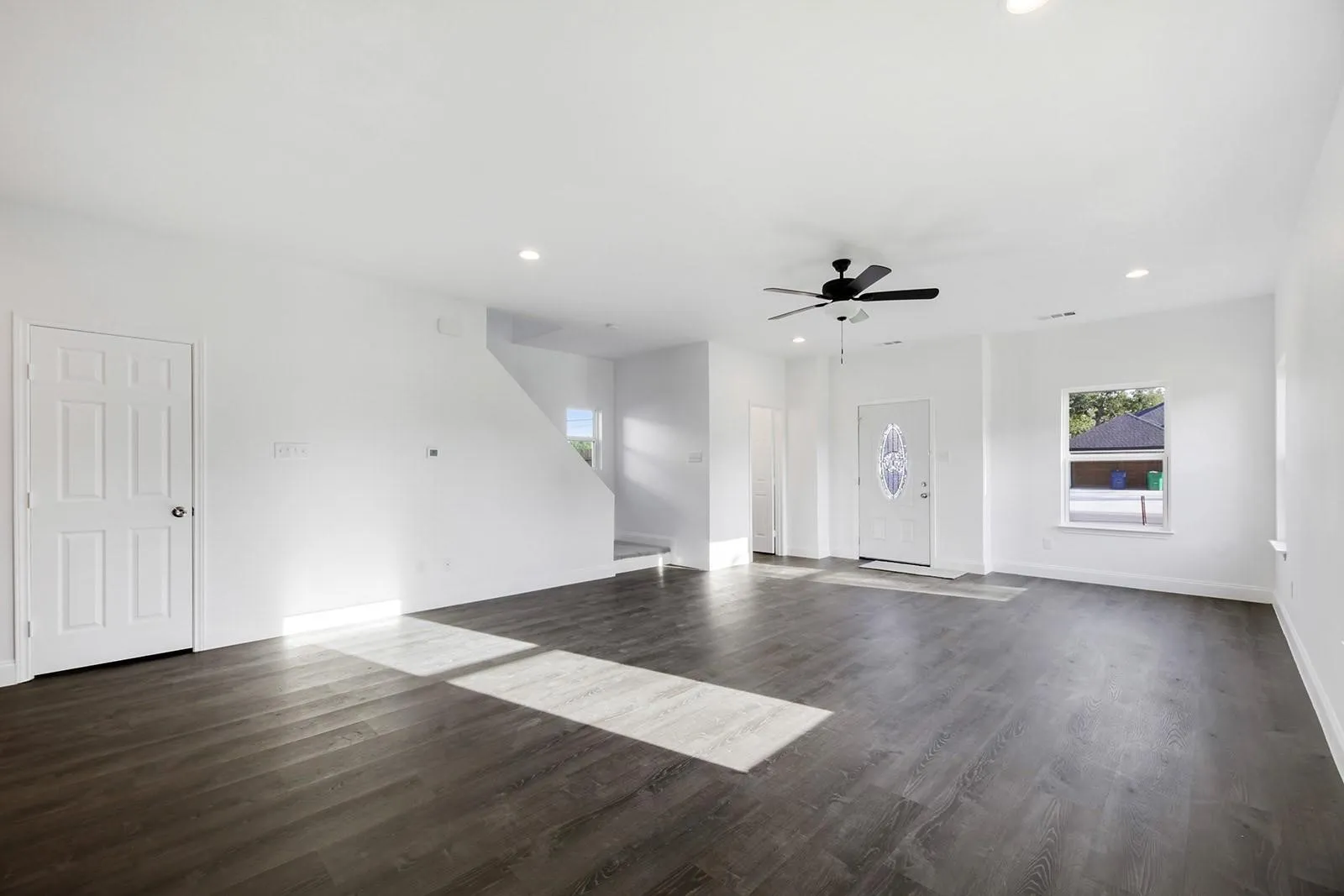 Single Family Residence For Rent in Hunt County , 3720 Washington Street, Greenville, Texas 75401, 3 Bedroom, 3 Bathroom, 1 Garage spaces, 1,917 Sqft, built in 2021, mls#21316504, Real Estate Agent in Greenville, Homes For Rent in Hunt county, Homes For Rent in Greenville, Realtor in Greenville Texas, Real Estate Brokerage Independent Realty Texas, Luminita Cordes Realtor