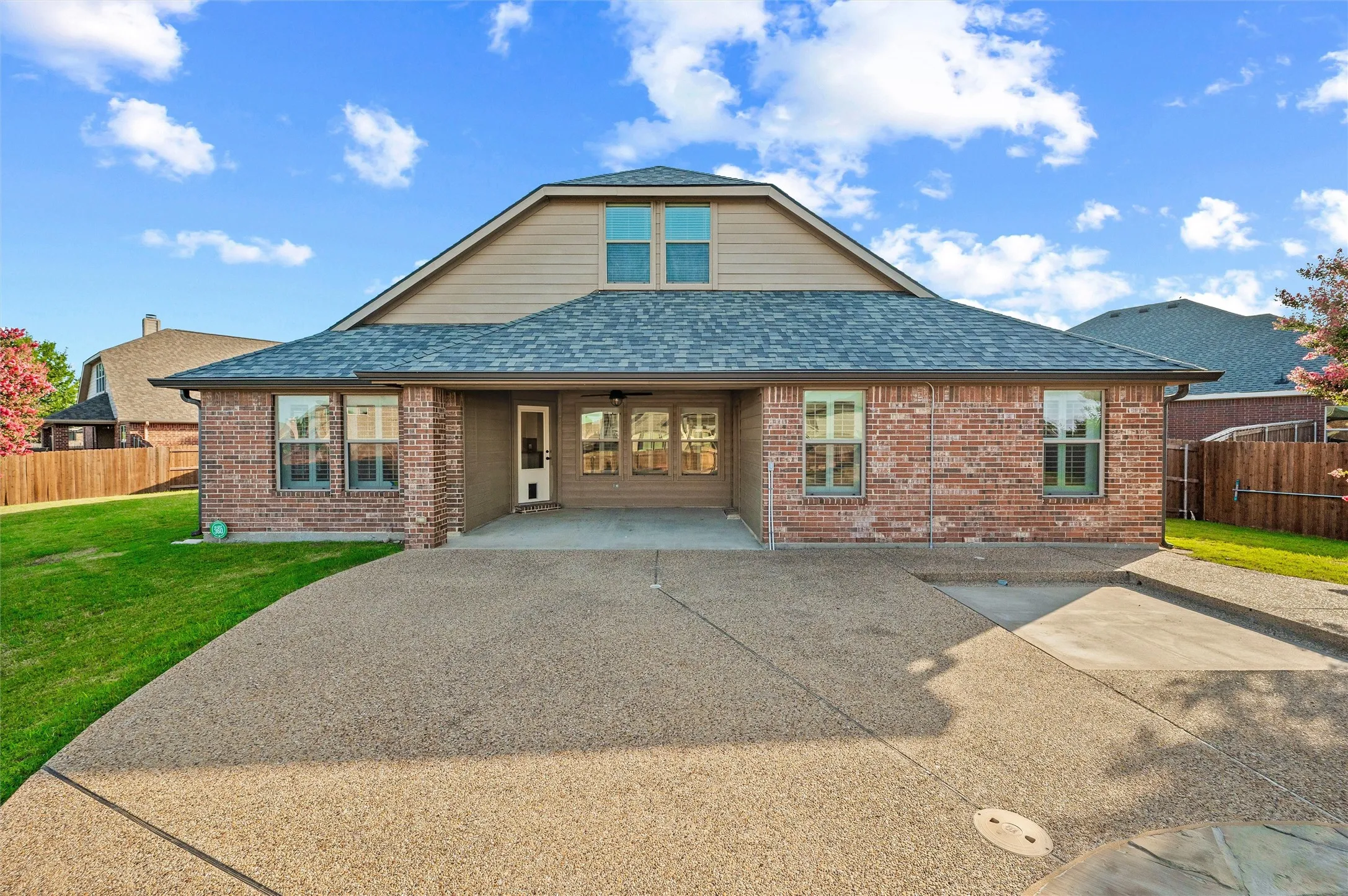 Single Family Residence For Sale in Ellis County , 164 Horseshoe Bend, Waxahachie, Texas 75165, 5 Bedroom, 3 Bathroom, 2 Garage spaces, 2,777 Sqft, built in 2010, mls#21316524, Real Estate Agent in Waxahachie, Homes For Sale in Ellis county, Homes For Sale in Waxahachie, Realtor in Waxahachie Texas, Real Estate Brokerage Independent Realty Texas, Luminita Cordes Realtor
