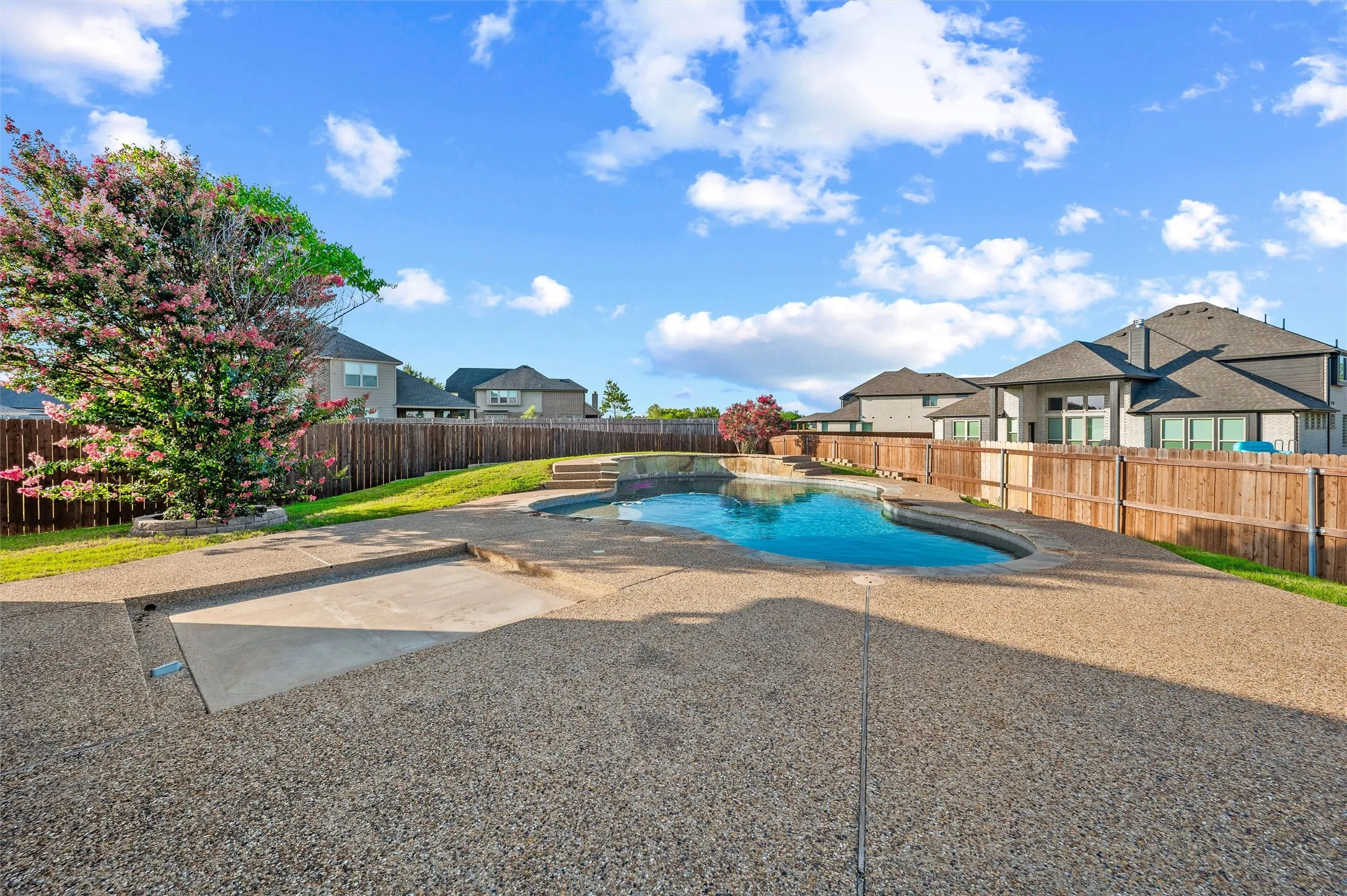 Single Family Residence For Sale in Ellis County , 164 Horseshoe Bend, Waxahachie, Texas 75165, 5 Bedroom, 3 Bathroom, 2 Garage spaces, 2,777 Sqft, built in 2010, mls#21316524, Real Estate Agent in Waxahachie, Homes For Sale in Ellis county, Homes For Sale in Waxahachie, Realtor in Waxahachie Texas, Real Estate Brokerage Independent Realty Texas, Luminita Cordes Realtor