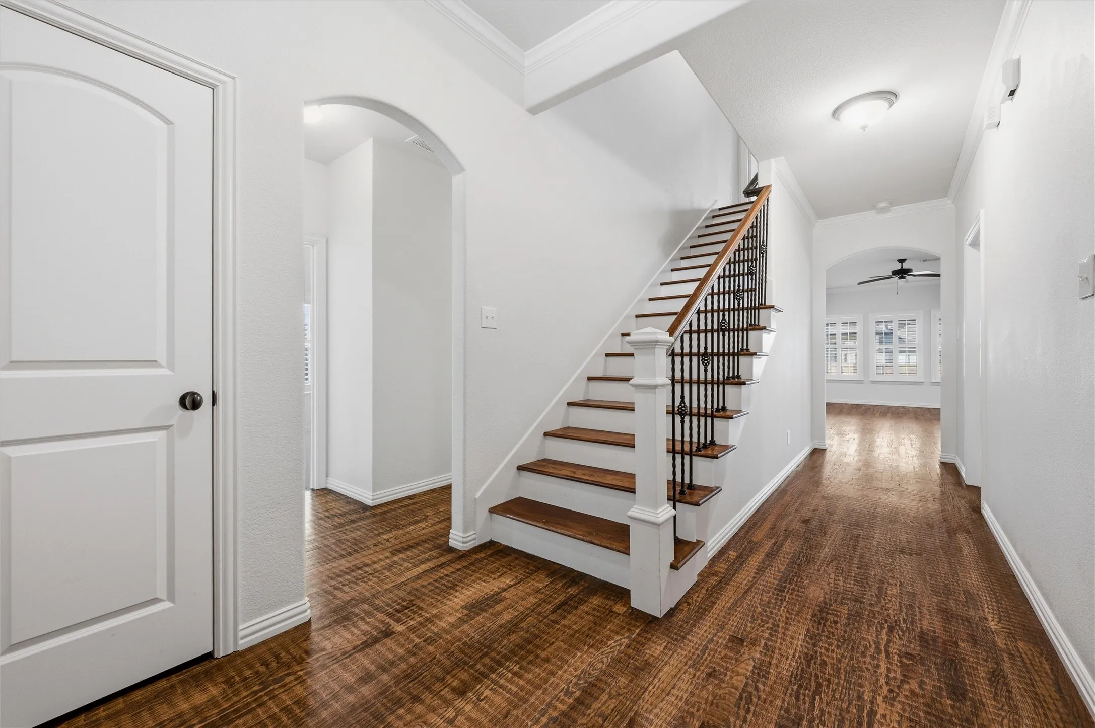 Single Family Residence For Sale in Ellis County , 164 Horseshoe Bend, Waxahachie, Texas 75165, 5 Bedroom, 3 Bathroom, 2 Garage spaces, 2,777 Sqft, built in 2010, mls#21316524, Real Estate Agent in Waxahachie, Homes For Sale in Ellis county, Homes For Sale in Waxahachie, Realtor in Waxahachie Texas, Real Estate Brokerage Independent Realty Texas, Luminita Cordes Realtor