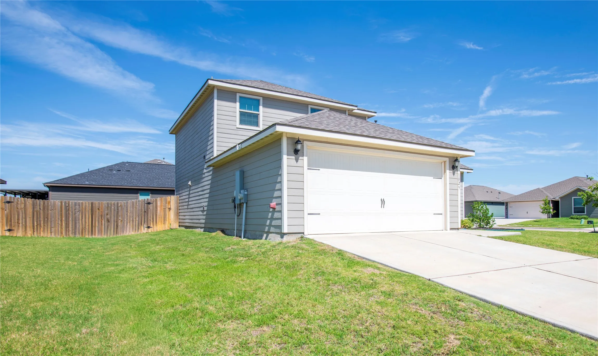 Single Family Residence For Sale in Denton County , 1825 Fergus Drive, Ponder, Texas 76259, 4 Bedroom, 3 Bathroom, 2 Garage spaces, 2,054 Sqft, built in 2021, mls#21316206, Real Estate Agent in Ponder, Homes For Sale in Denton county, Homes For Sale in Ponder, Realtor in Ponder Texas, Real Estate Brokerage Independent Realty Texas, Luminita Cordes Realtor