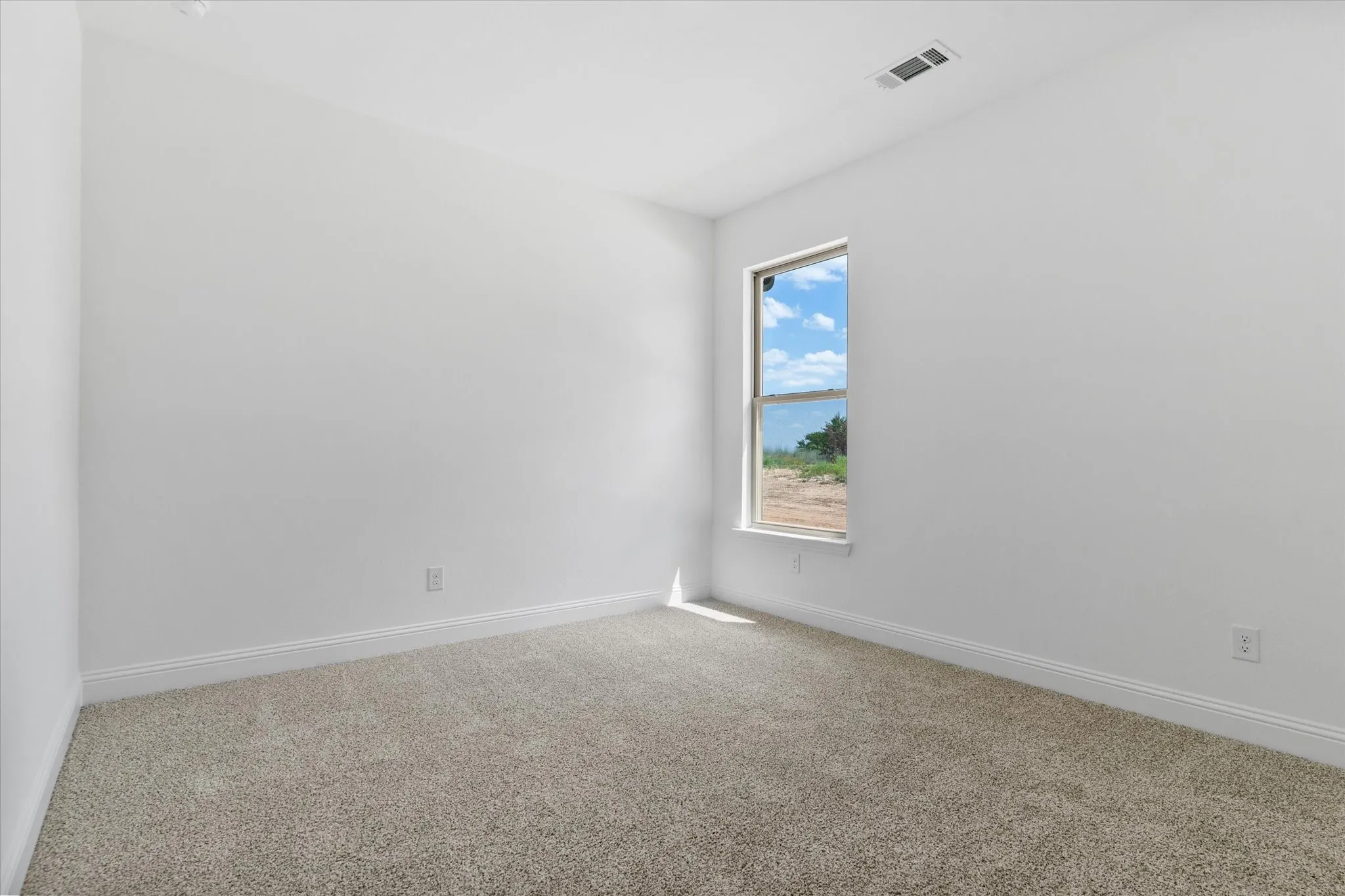 Single Family Residence For Sale in Parker County , 1001 Leo Lane, Poolville, Texas 76487, 4 Bedroom, 2 Bathroom, 2 Garage spaces, 2,142 Sqft, built in 2026, mls#21315291, Real Estate Agent in Poolville, Homes For Sale in Parker county, Homes For Sale in Poolville, Realtor in Poolville Texas, Real Estate Brokerage Independent Realty Texas, Luminita Cordes Realtor