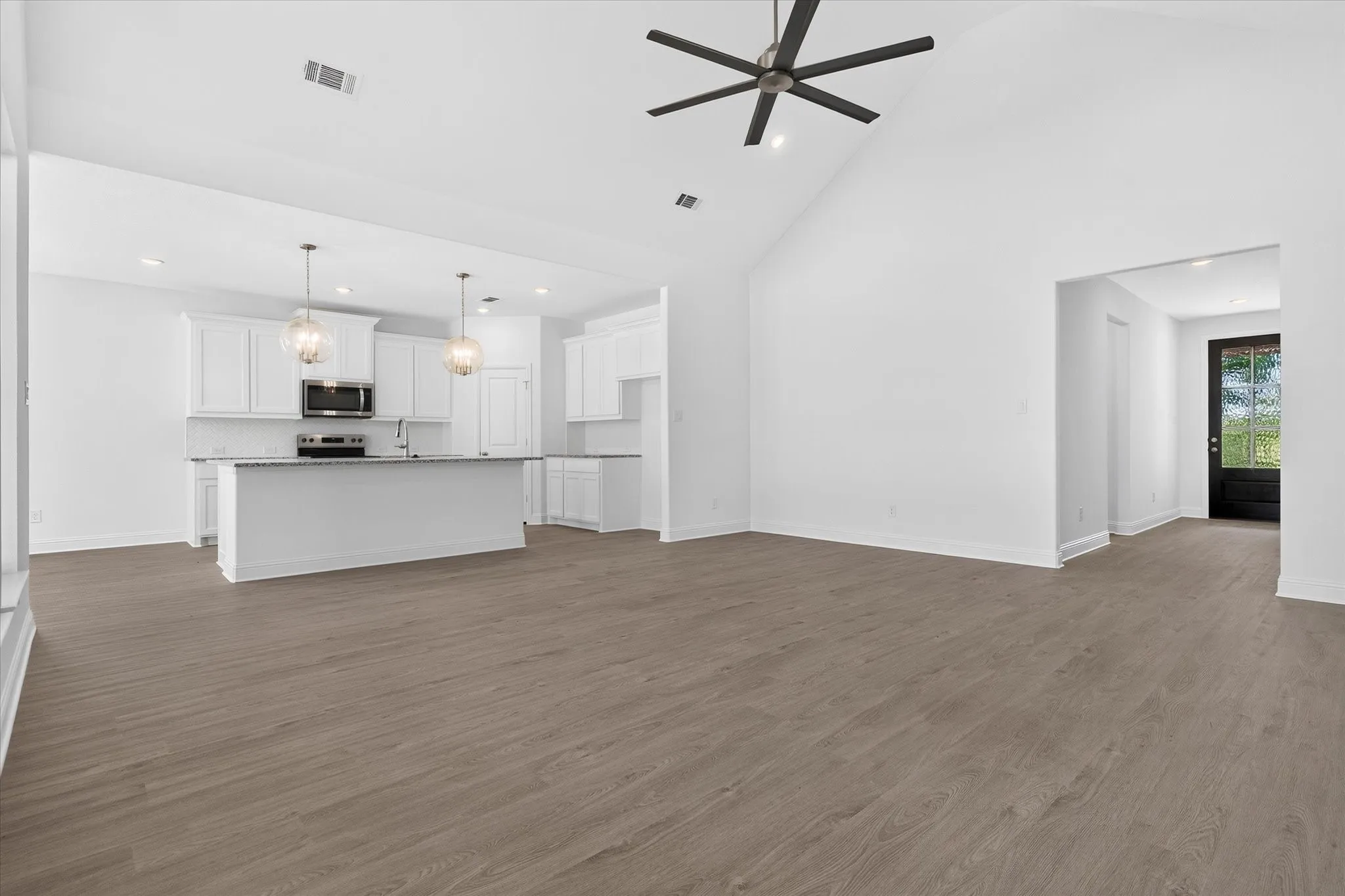 Single Family Residence For Sale in Parker County , 1001 Leo Lane, Poolville, Texas 76487, 4 Bedroom, 2 Bathroom, 2 Garage spaces, 2,142 Sqft, built in 2026, mls#21315291, Real Estate Agent in Poolville, Homes For Sale in Parker county, Homes For Sale in Poolville, Realtor in Poolville Texas, Real Estate Brokerage Independent Realty Texas, Luminita Cordes Realtor