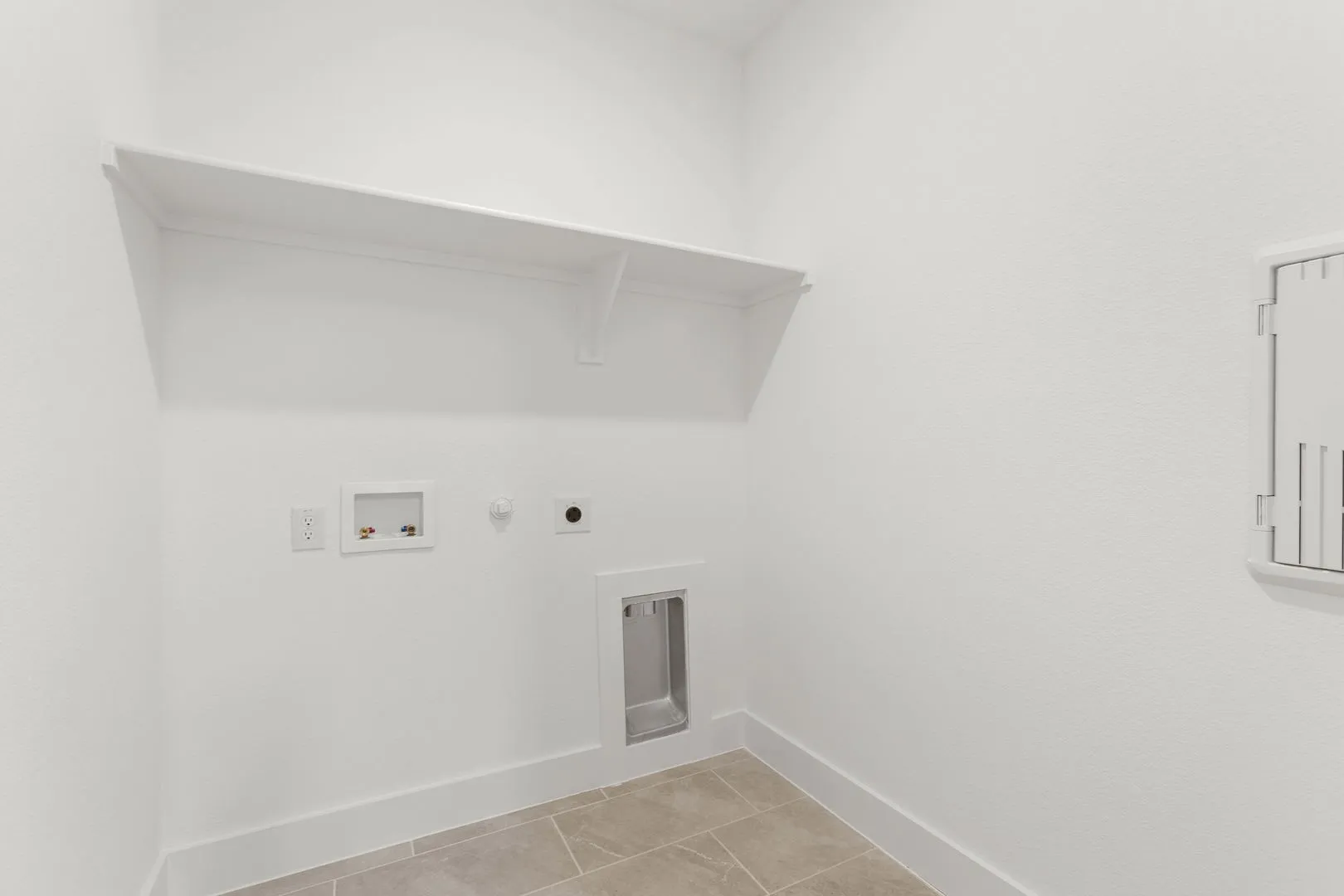 5253 Valkaria-Living Room-1