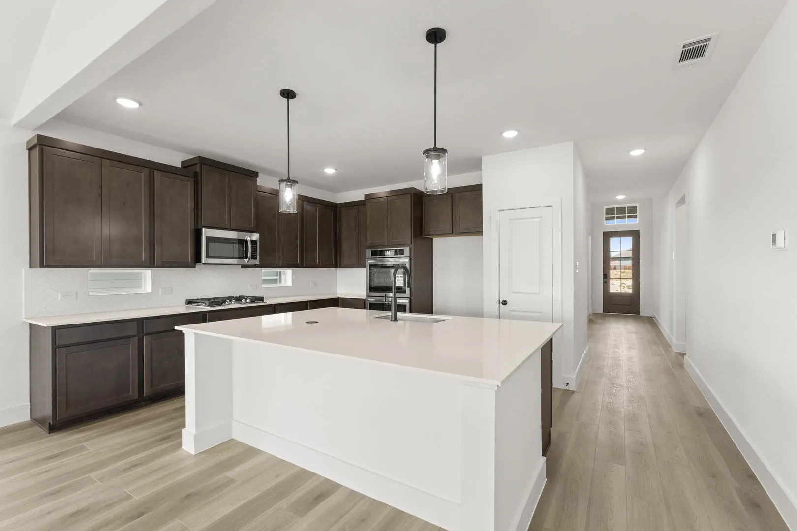 5253 Valkaria-Kitchen-2
