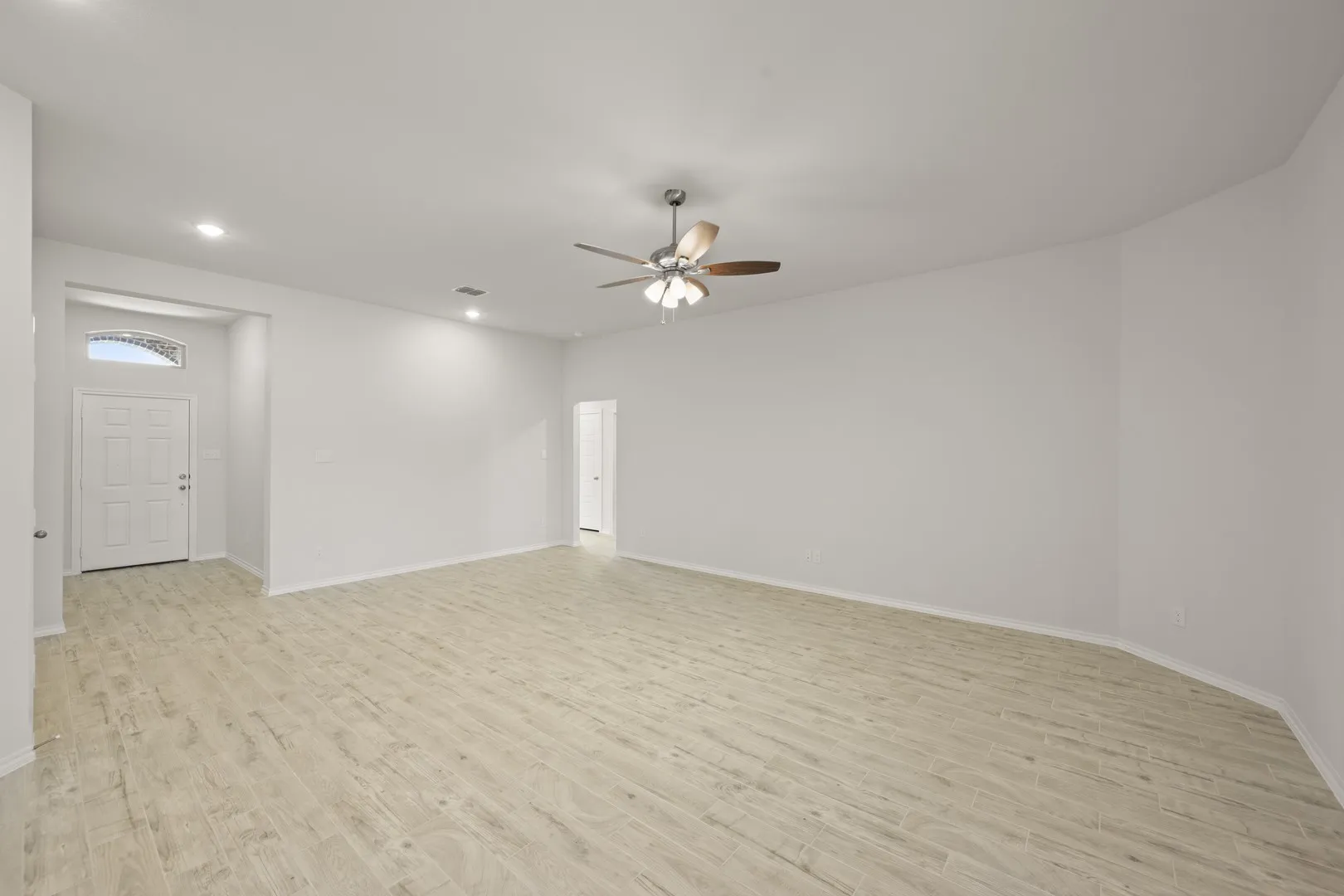 2637 River Bank- Living Room-2