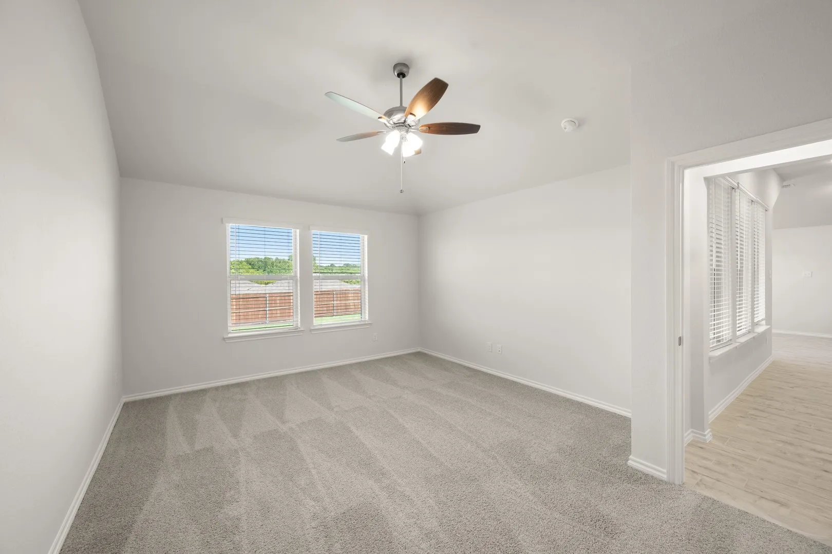 2637 River Bank- Primary Suite-1