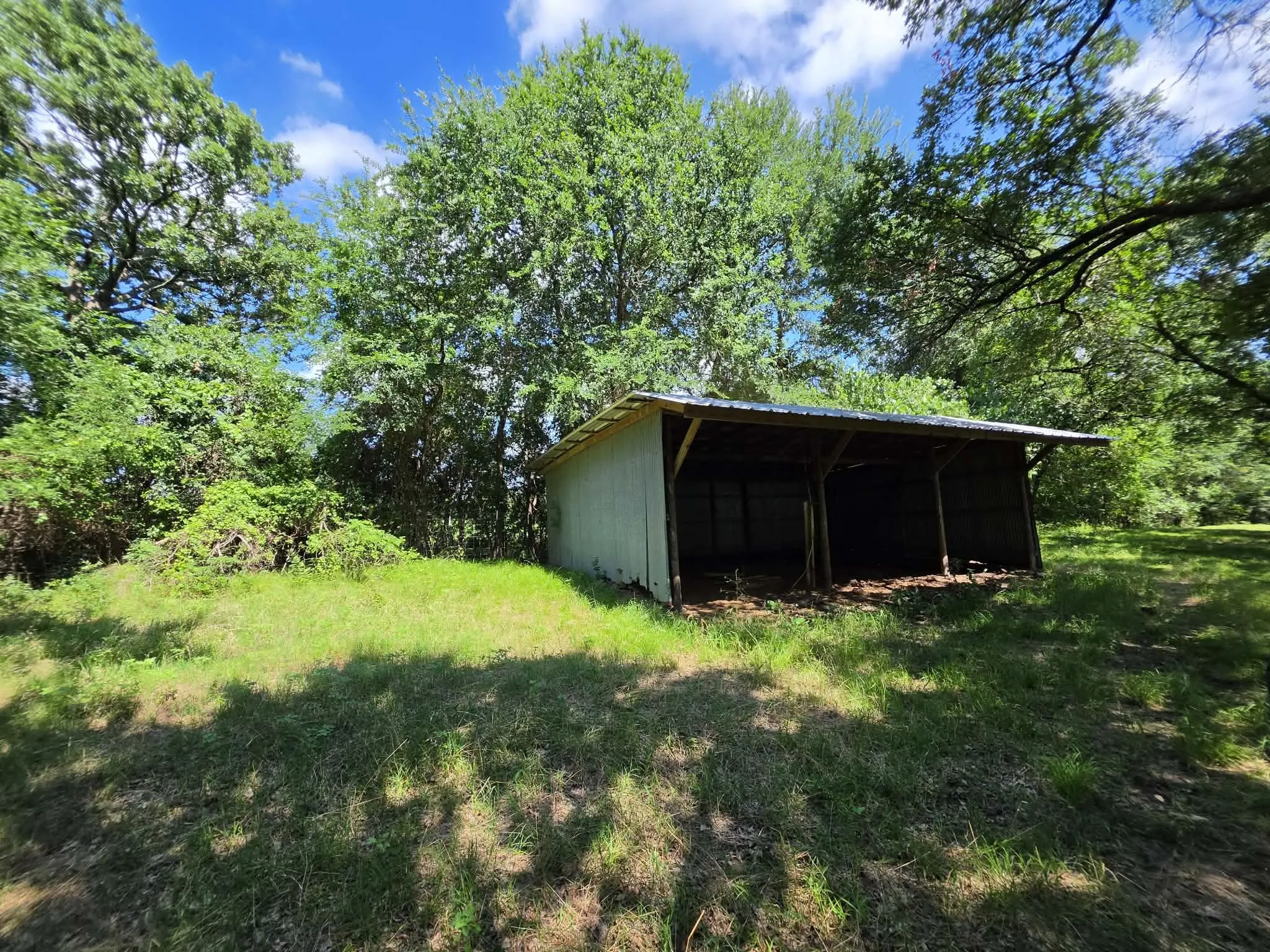 Improved Land For Sale in Fannin County , 32.243 Acres S Hwy 121 Highway, Bonham, Texas 75418, 0, 0, Garage spaces, 0 Sqft, built in 2002, mls#21309952, Real Estate Agent in Bonham, Homes For Sale in Fannin county, Homes For Sale in Bonham, Realtor in Bonham Texas, Real Estate Brokerage Independent Realty Texas, Luminita Cordes Realtor