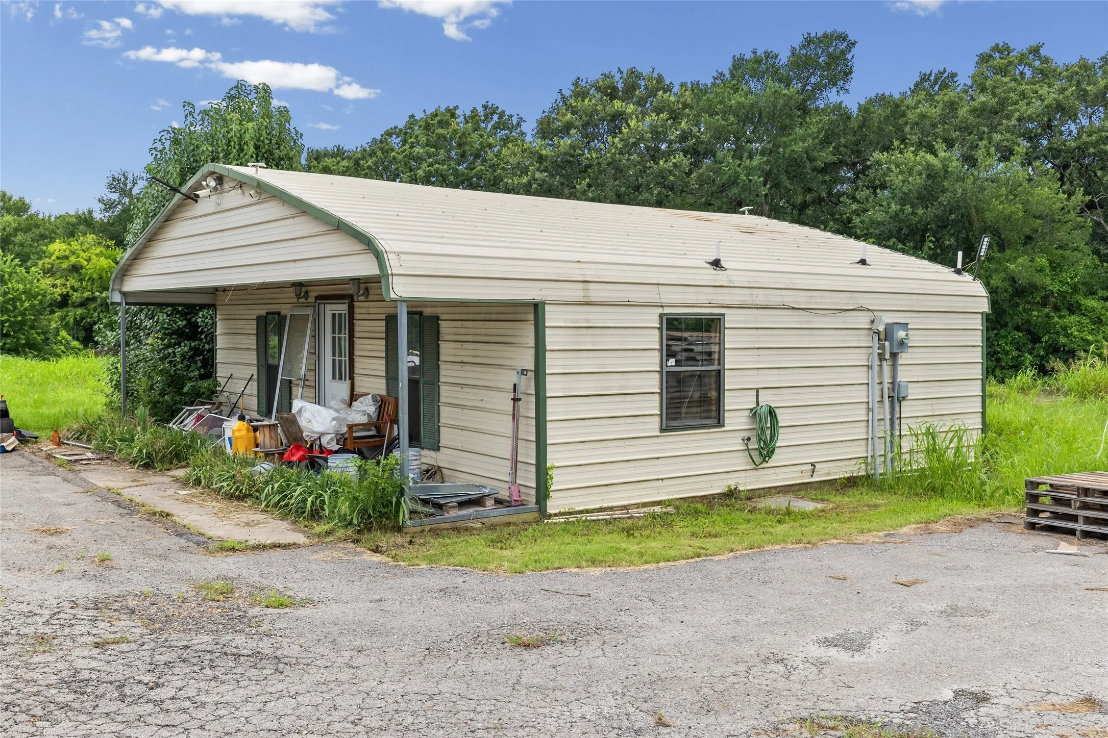 Improved Land For Sale in Fannin County , 32.243 Acres S Hwy 121 Highway, Bonham, Texas 75418, 0, 0, Garage spaces, 0 Sqft, built in 2002, mls#21309952, Real Estate Agent in Bonham, Homes For Sale in Fannin county, Homes For Sale in Bonham, Realtor in Bonham Texas, Real Estate Brokerage Independent Realty Texas, Luminita Cordes Realtor