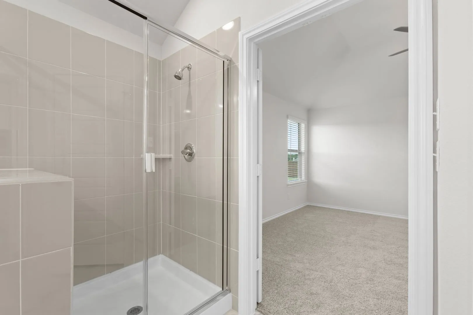 2613 River Bank-Primary Suite-5