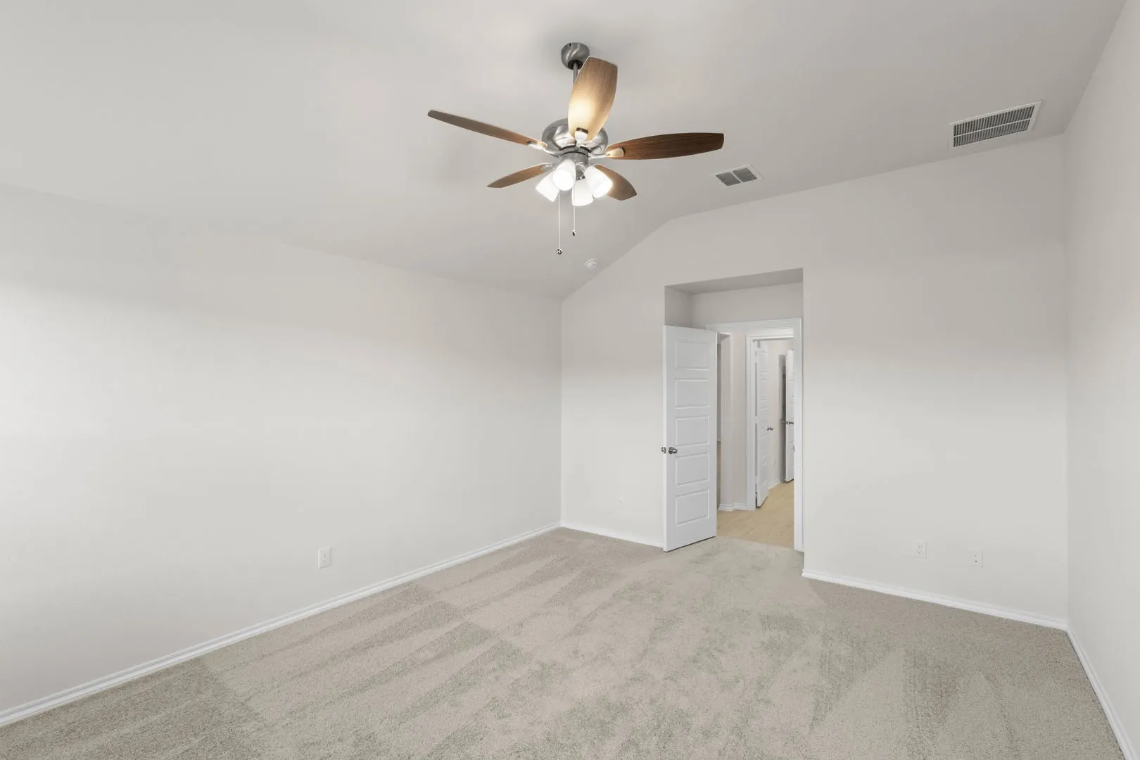 2613 River Bank-Primary Suite-2