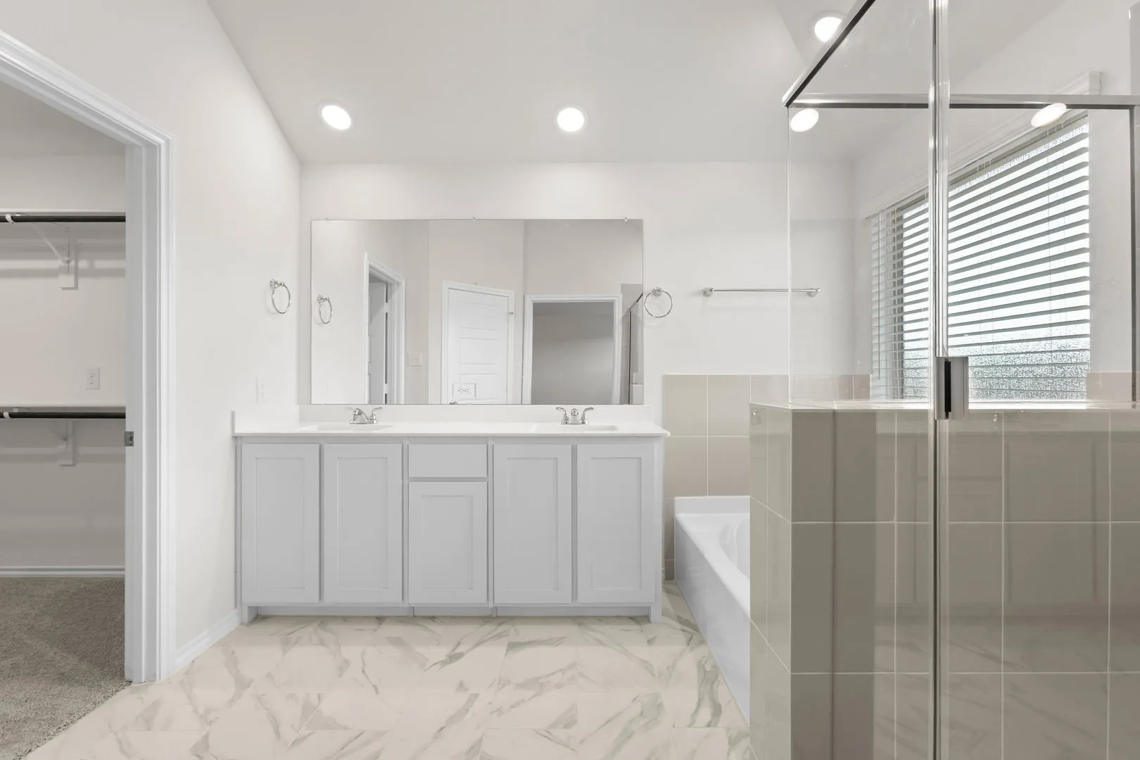 2613 River Bank-Primary Suite-4