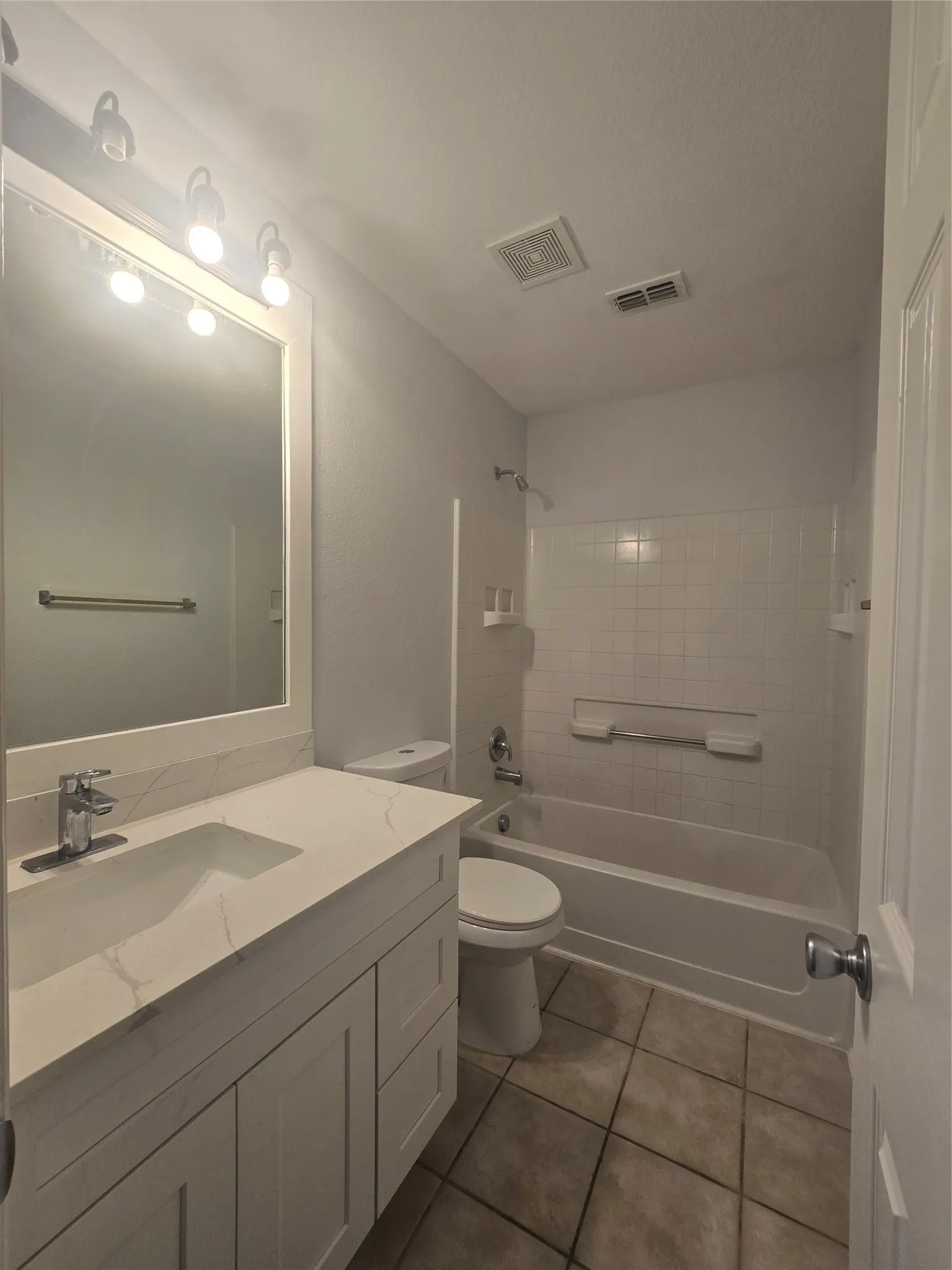Single Family Residence For Rent in Collin County , 7617 Uvalde Way, Mc Kinney, Texas 75071, 4 Bedroom, 2 Bathroom, 2 Garage spaces, 2,456 Sqft, built in 2004, mls#21316556, Real Estate Agent in Mc Kinney, Homes For Rent in Collin county, Homes For Rent in Mc Kinney, Realtor in Mc Kinney Texas, Real Estate Brokerage Independent Realty Texas, Luminita Cordes Realtor