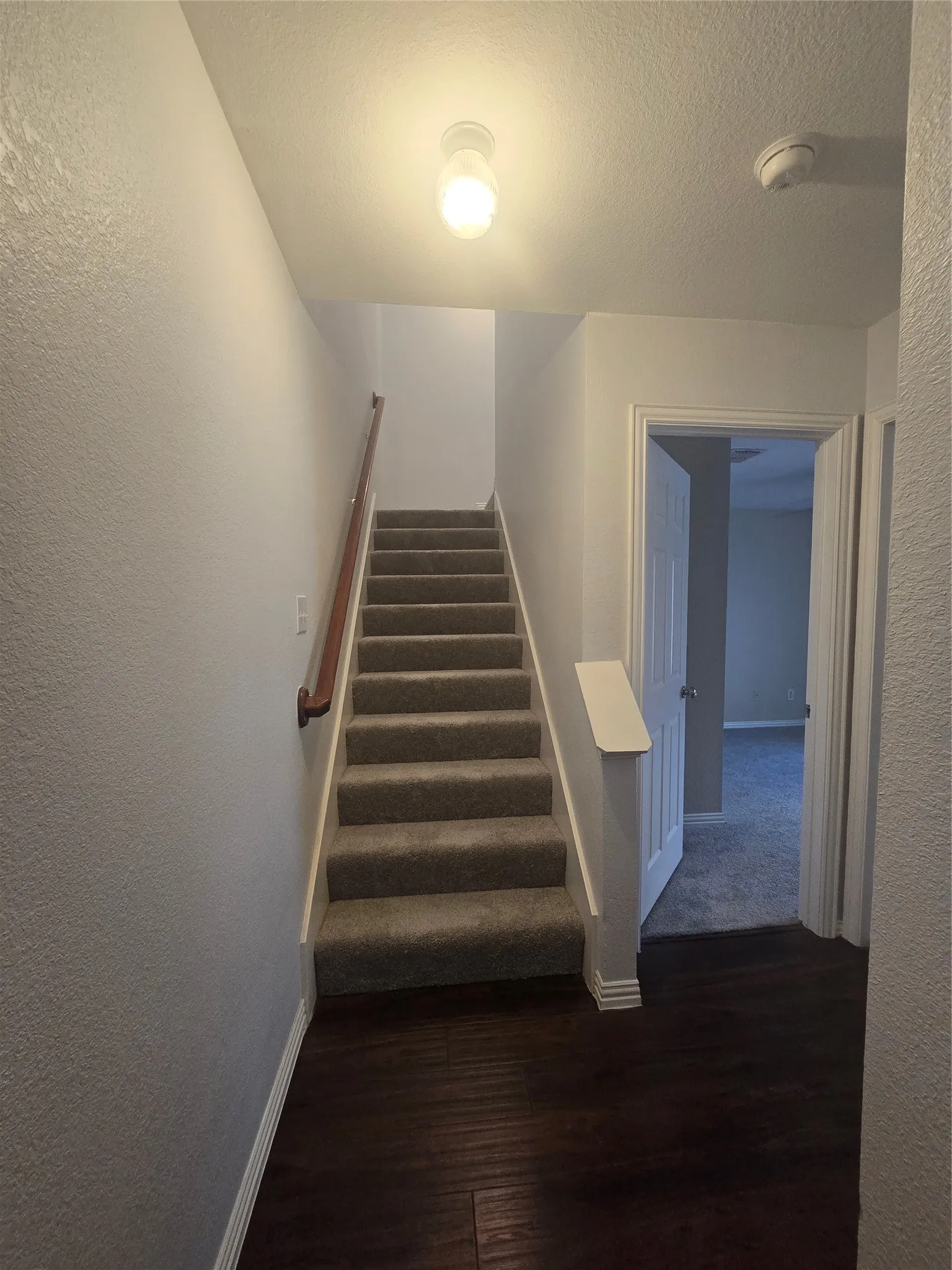 Single Family Residence For Rent in Collin County , 7617 Uvalde Way, Mc Kinney, Texas 75071, 4 Bedroom, 2 Bathroom, 2 Garage spaces, 2,456 Sqft, built in 2004, mls#21316556, Real Estate Agent in Mc Kinney, Homes For Rent in Collin county, Homes For Rent in Mc Kinney, Realtor in Mc Kinney Texas, Real Estate Brokerage Independent Realty Texas, Luminita Cordes Realtor