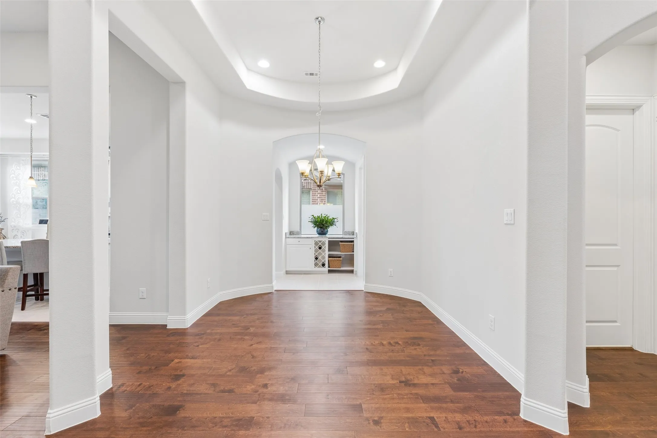 Single Family Residence For Sale in Denton County , 1509 9th Street, Argyle, Texas 76226, 4 Bedroom, 3 Bathroom, 2 Garage spaces, 2,585 Sqft, built in 2016, mls#21311750, Real Estate Agent in Argyle, Homes For Sale in Denton county, Homes For Sale in Argyle, Realtor in Argyle Texas, Real Estate Brokerage Independent Realty Texas, Luminita Cordes Realtor