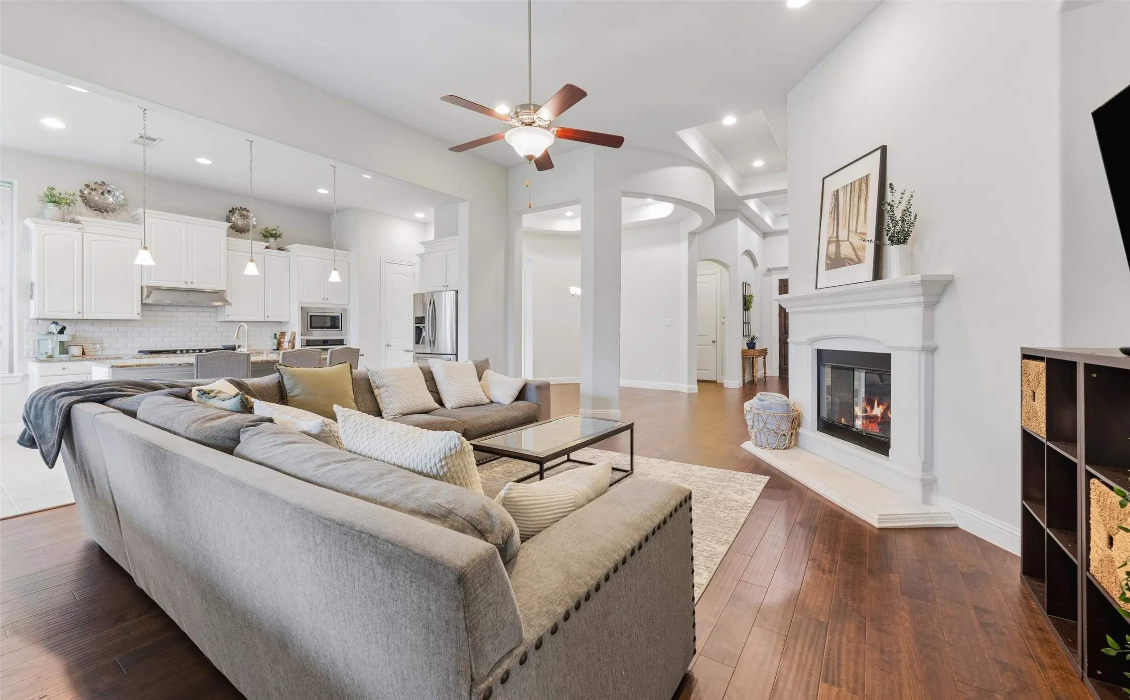 Single Family Residence For Sale in Denton County , 1509 9th Street, Argyle, Texas 76226, 4 Bedroom, 3 Bathroom, 2 Garage spaces, 2,585 Sqft, built in 2016, mls#21311750, Real Estate Agent in Argyle, Homes For Sale in Denton county, Homes For Sale in Argyle, Realtor in Argyle Texas, Real Estate Brokerage Independent Realty Texas, Luminita Cordes Realtor