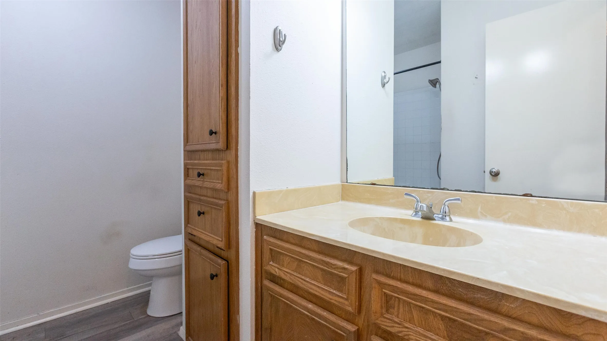 Single Family Residence For Sale in Taylor County , 8001 Weehunt Court, Abilene, Texas 79606, 3 Bedroom, 2 Bathroom, 2 Garage spaces, 1,618 Sqft, built in 1981, mls#21316573, Real Estate Agent in Abilene, Homes For Sale in Taylor county, Homes For Sale in Abilene, Realtor in Abilene Texas, Real Estate Brokerage Independent Realty Texas, Luminita Cordes Realtor