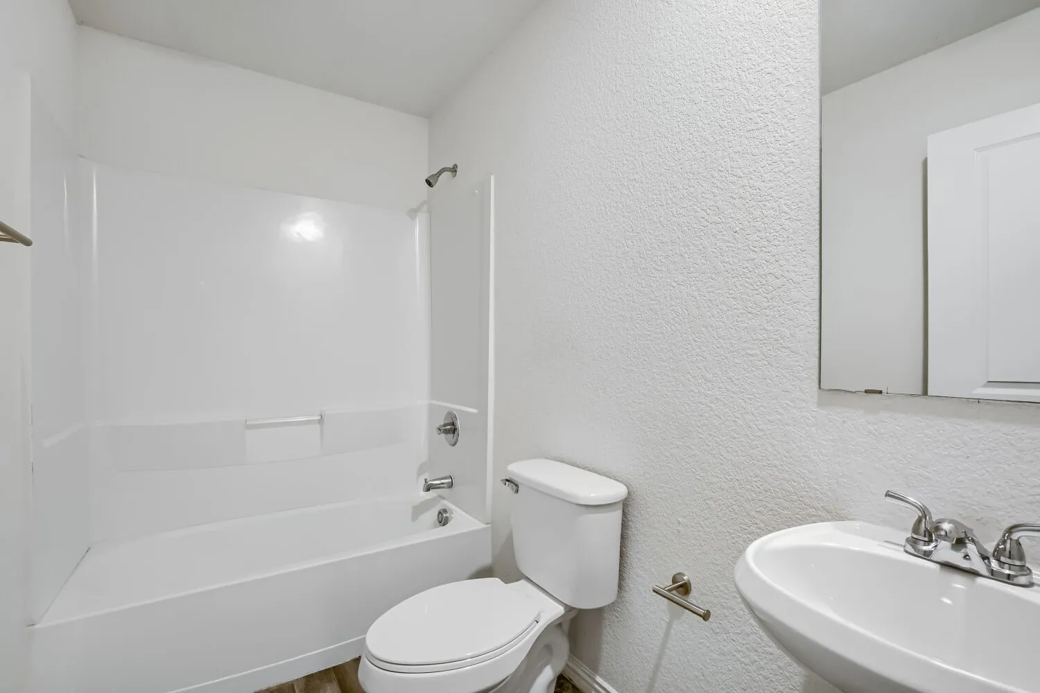 Single Family Residence For Sale in Mc Lennan County , 544 Lenox Street, Waco, Texas 76704, 3 Bedroom, 2 Bathroom, Garage spaces, 1,109 Sqft, built in 2022, mls#21316574, Real Estate Agent in Waco, Homes For Sale in Mc Lennan county, Homes For Sale in Waco, Realtor in Waco Texas, Real Estate Brokerage Independent Realty Texas, Luminita Cordes Realtor
