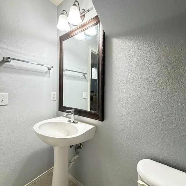 Single Family Residence For Sale in Collin County , 7198 Richmond Drive, Frisco, Texas 75035, 3 Bedroom, 3 Bathroom, 2 Garage spaces, 1,941 Sqft, built in 2002, Price $410,000, mls#21316575, Real Estate Agent in Frisco, Homes For Sale in Collin county, Homes For Sale in Frisco, Realtor in Frisco Texas, Real Estate Brokerage Independent Realty Texas, Luminita Cordes Realtor