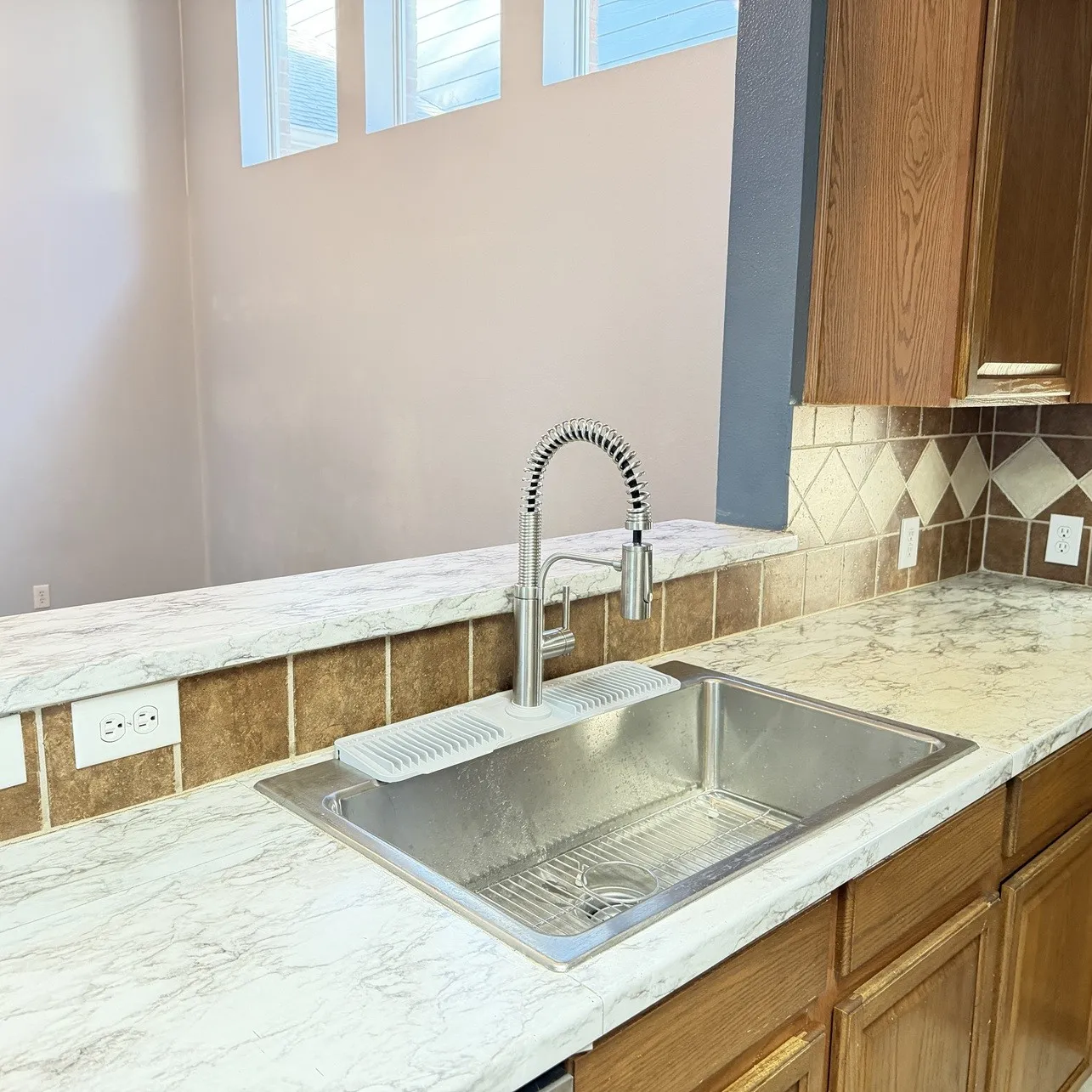Single Family Residence For Sale in Collin County , 7198 Richmond Drive, Frisco, Texas 75035, 3 Bedroom, 3 Bathroom, 2 Garage spaces, 1,941 Sqft, built in 2002, Price $410,000, mls#21316575, Real Estate Agent in Frisco, Homes For Sale in Collin county, Homes For Sale in Frisco, Realtor in Frisco Texas, Real Estate Brokerage Independent Realty Texas, Luminita Cordes Realtor
