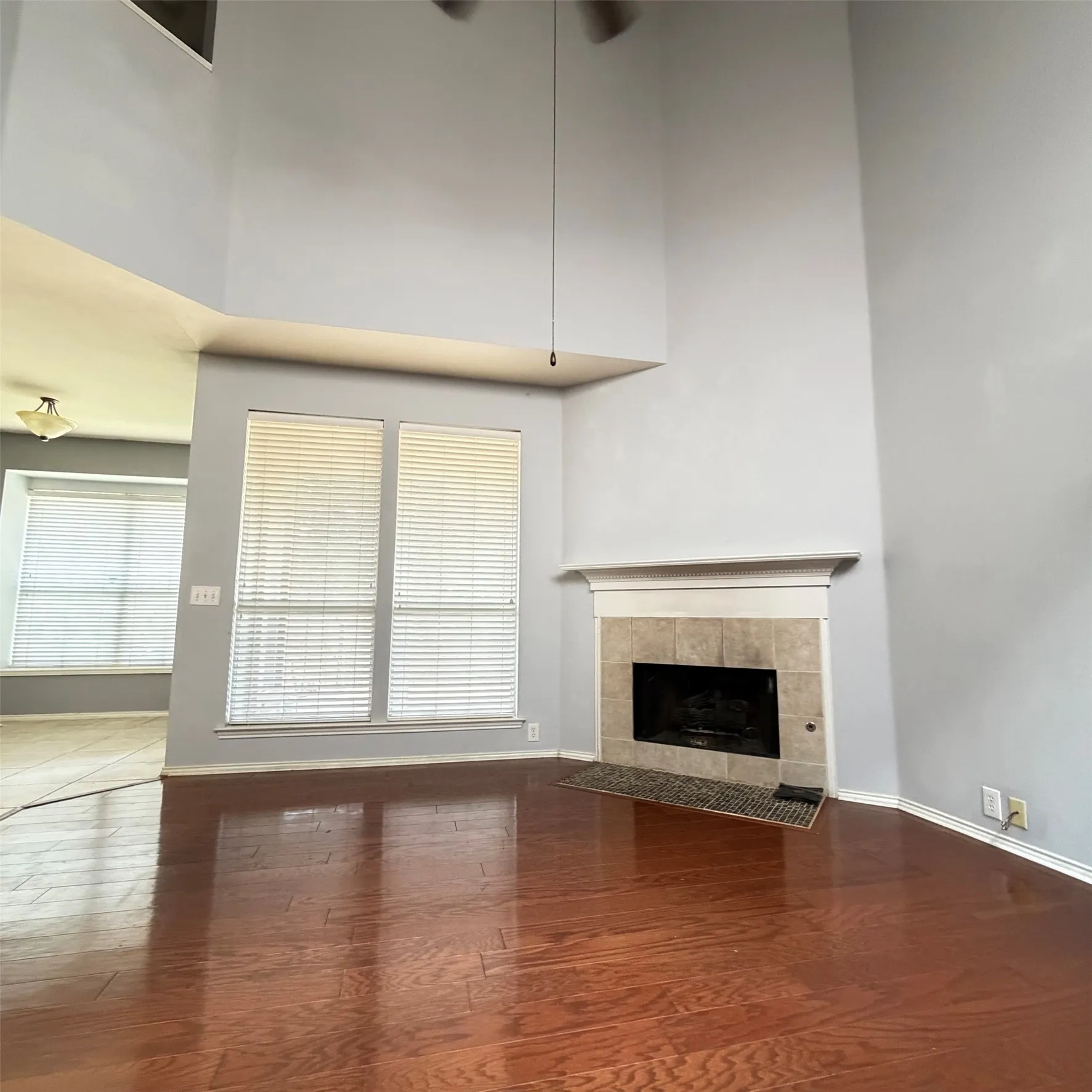 Single Family Residence For Sale in Collin County , 7198 Richmond Drive, Frisco, Texas 75035, 3 Bedroom, 3 Bathroom, 2 Garage spaces, 1,941 Sqft, built in 2002, Price $410,000, mls#21316575, Real Estate Agent in Frisco, Homes For Sale in Collin county, Homes For Sale in Frisco, Realtor in Frisco Texas, Real Estate Brokerage Independent Realty Texas, Luminita Cordes Realtor