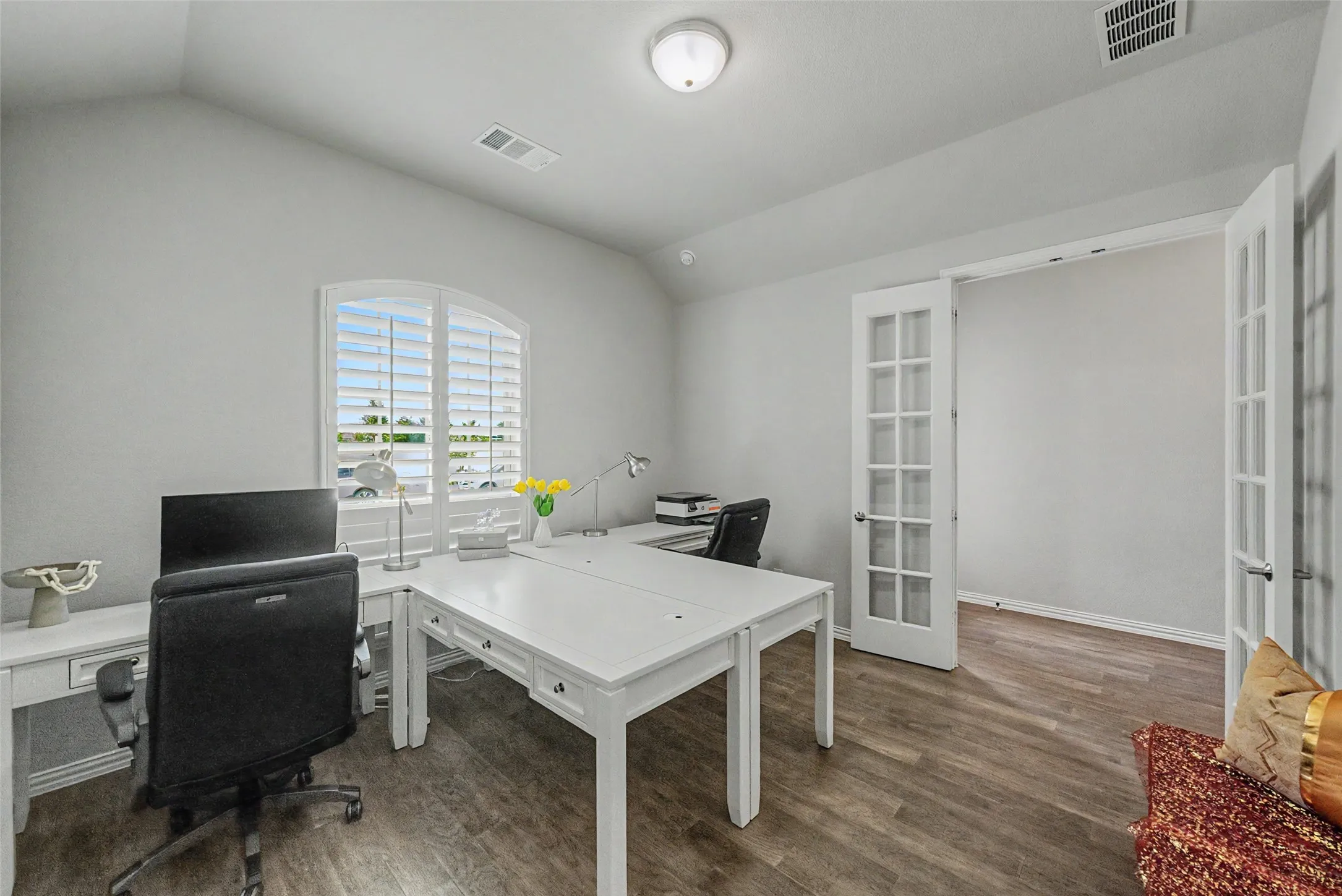 Spacious office for two