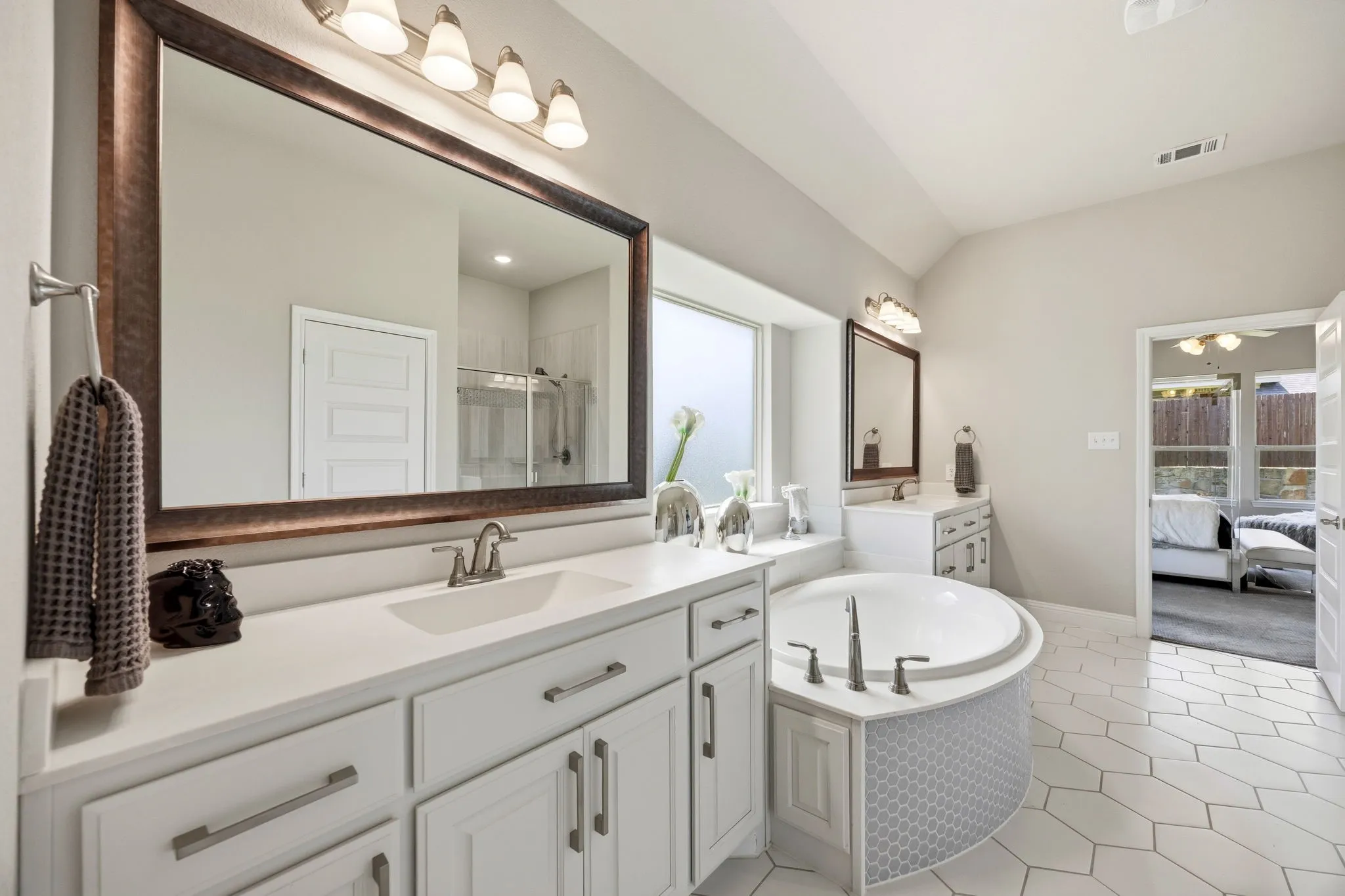 Single Family Residence For Sale in Ellis County , 448 Bessie Coleman Boulevard, Waxahachie, Texas 75165, 3 Bedroom, 3 Bathroom, 2 Garage spaces, 2,641 Sqft, built in 2022, mls#21316521, Real Estate Agent in Waxahachie, Homes For Sale in Ellis county, Homes For Sale in Waxahachie, Realtor in Waxahachie Texas, Real Estate Brokerage Independent Realty Texas, Luminita Cordes Realtor