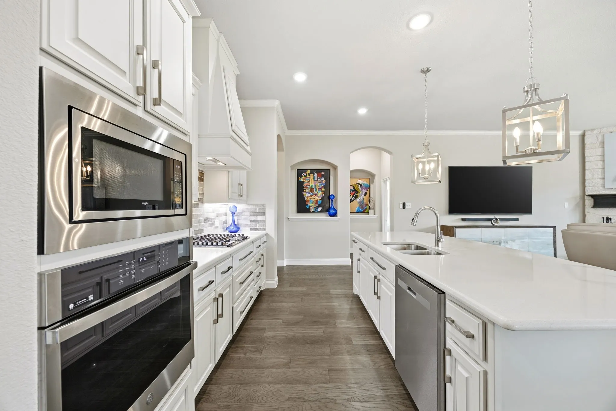 Single Family Residence For Sale in Ellis County , 448 Bessie Coleman Boulevard, Waxahachie, Texas 75165, 3 Bedroom, 3 Bathroom, 2 Garage spaces, 2,641 Sqft, built in 2022, mls#21316521, Real Estate Agent in Waxahachie, Homes For Sale in Ellis county, Homes For Sale in Waxahachie, Realtor in Waxahachie Texas, Real Estate Brokerage Independent Realty Texas, Luminita Cordes Realtor