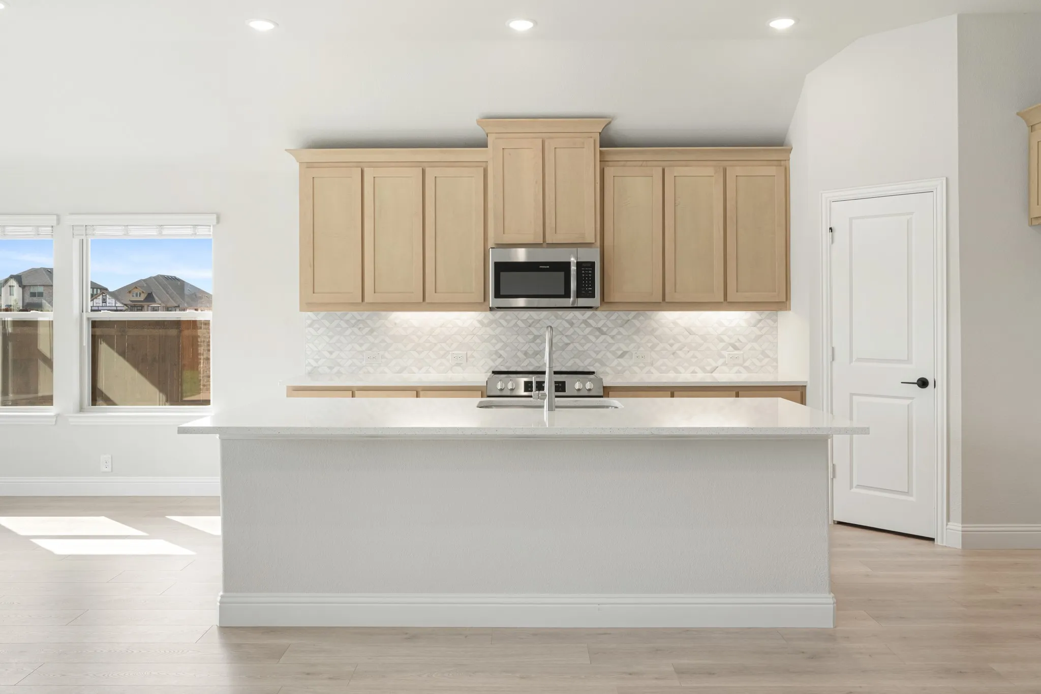 Single Family Residence For Sale in Hood County , 125 Ponce De Leon Drive, Granbury, Texas 76048, 3 Bedroom, 2 Bathroom, 3 Garage spaces, 2,101 Sqft, built in 2025, mls#21316591, Real Estate Agent in Granbury, Homes For Sale in Hood county, Homes For Sale in Granbury, Realtor in Granbury Texas, Real Estate Brokerage Independent Realty Texas, Luminita Cordes Realtor