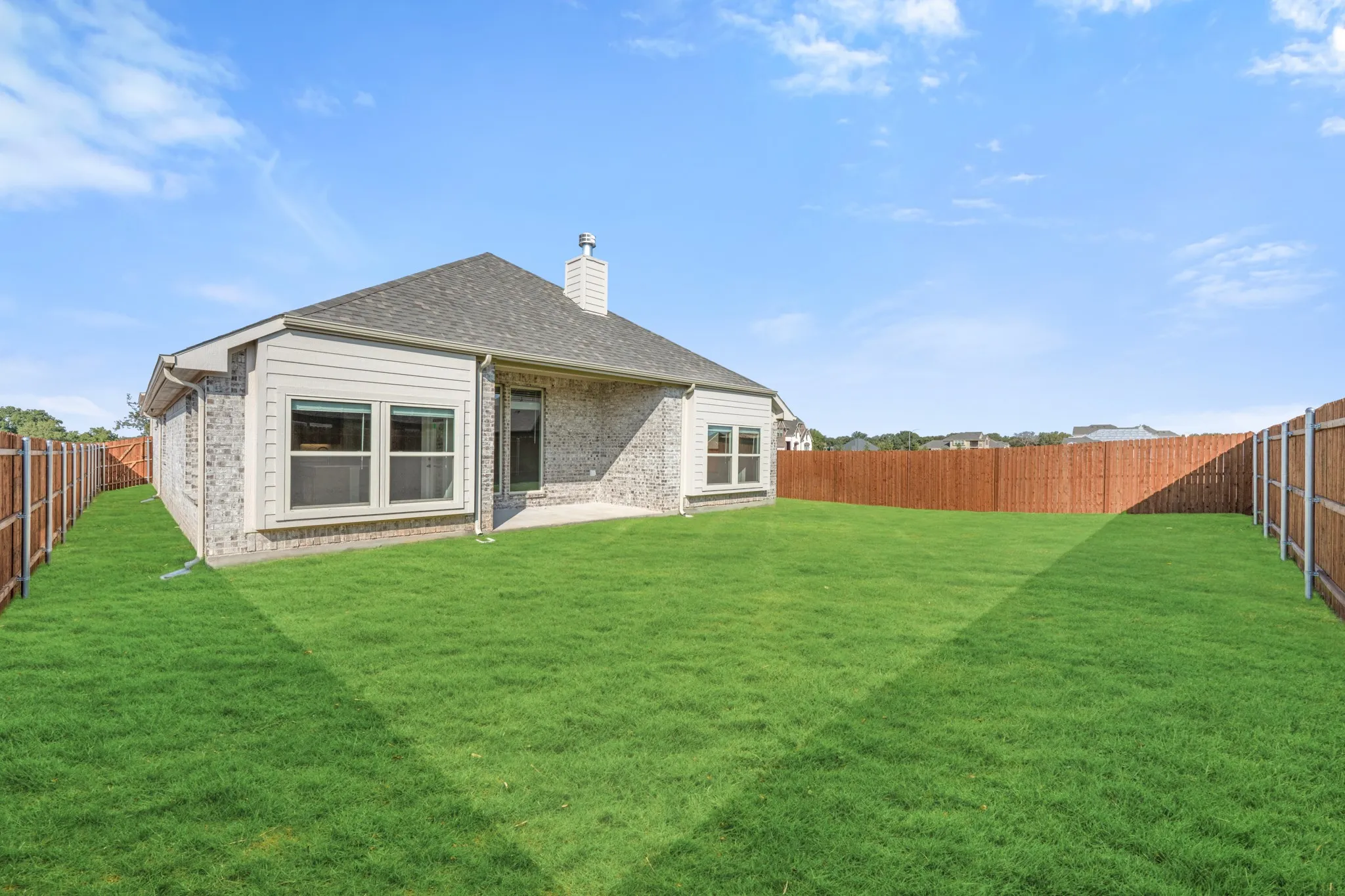 Single Family Residence For Sale in Hood County , 125 Ponce De Leon Drive, Granbury, Texas 76048, 3 Bedroom, 2 Bathroom, 3 Garage spaces, 2,101 Sqft, built in 2025, mls#21316591, Real Estate Agent in Granbury, Homes For Sale in Hood county, Homes For Sale in Granbury, Realtor in Granbury Texas, Real Estate Brokerage Independent Realty Texas, Luminita Cordes Realtor