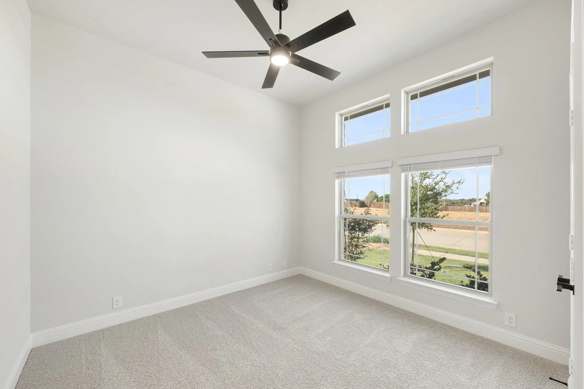 Single Family Residence For Sale in Hood County , 125 Ponce De Leon Drive, Granbury, Texas 76048, 3 Bedroom, 2 Bathroom, 3 Garage spaces, 2,101 Sqft, built in 2025, mls#21316591, Real Estate Agent in Granbury, Homes For Sale in Hood county, Homes For Sale in Granbury, Realtor in Granbury Texas, Real Estate Brokerage Independent Realty Texas, Luminita Cordes Realtor