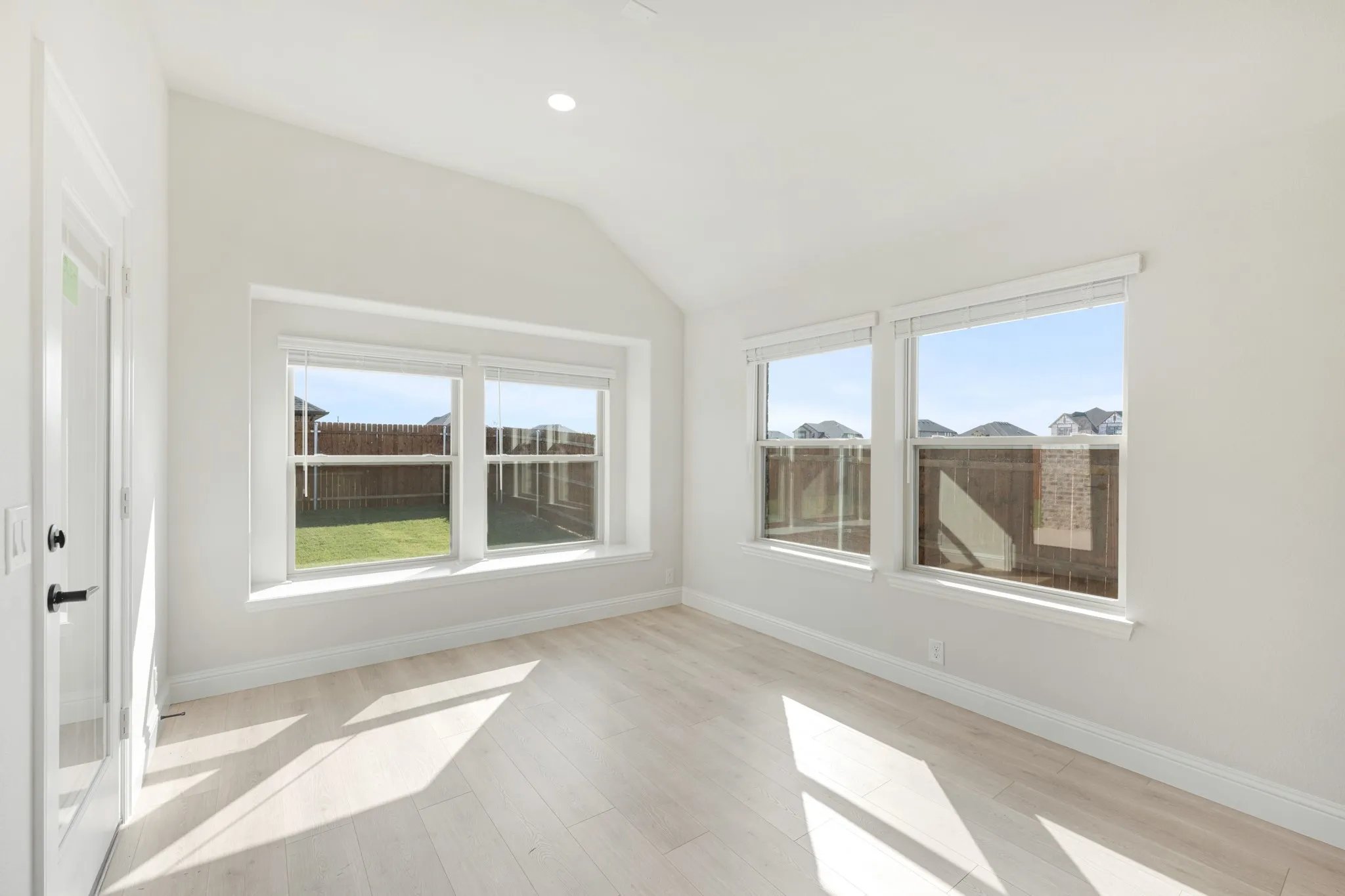 Single Family Residence For Sale in Hood County , 125 Ponce De Leon Drive, Granbury, Texas 76048, 3 Bedroom, 2 Bathroom, 3 Garage spaces, 2,101 Sqft, built in 2025, mls#21316591, Real Estate Agent in Granbury, Homes For Sale in Hood county, Homes For Sale in Granbury, Realtor in Granbury Texas, Real Estate Brokerage Independent Realty Texas, Luminita Cordes Realtor