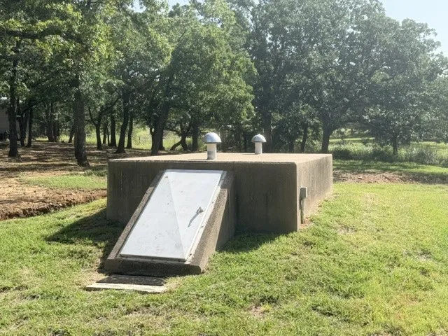 Mobile Home For Sale in Montague County , 168 Catfish Trail, Bowie, Texas 76230, 3 Bedroom, 2 Bathroom, Garage spaces, 1,312 Sqft, built in 1983, mls#21316592, Real Estate Agent in Bowie, Homes For Sale in Montague county, Homes For Sale in Bowie, Realtor in Bowie Texas, Real Estate Brokerage Independent Realty Texas, Luminita Cordes Realtor