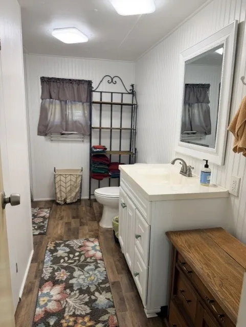 Mobile Home For Sale in Montague County , 168 Catfish Trail, Bowie, Texas 76230, 3 Bedroom, 2 Bathroom, Garage spaces, 1,312 Sqft, built in 1983, mls#21316592, Real Estate Agent in Bowie, Homes For Sale in Montague county, Homes For Sale in Bowie, Realtor in Bowie Texas, Real Estate Brokerage Independent Realty Texas, Luminita Cordes Realtor