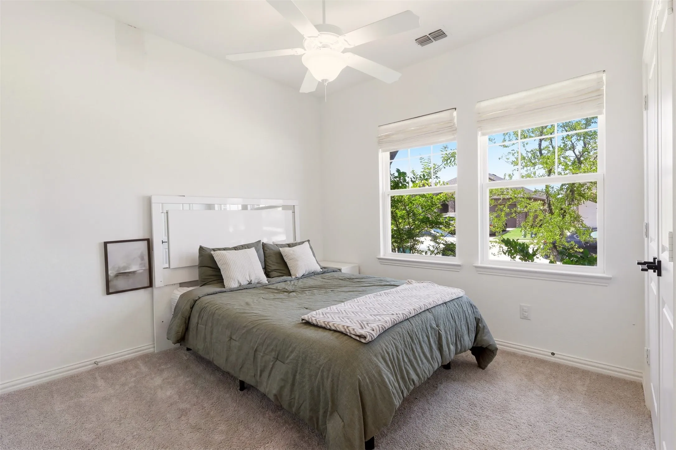 Single Family Residence For Rent in Collin County , 721 Declaration Drive, Princeton, Texas 75407, 4 Bedroom, 3 Bathroom, 2 Garage spaces, 2,264 Sqft, built in 2023, mls#21316071, Real Estate Agent in Princeton, Homes For Rent in Collin county, Homes For Rent in Princeton, Realtor in Princeton Texas, Real Estate Brokerage Independent Realty Texas, Luminita Cordes Realtor