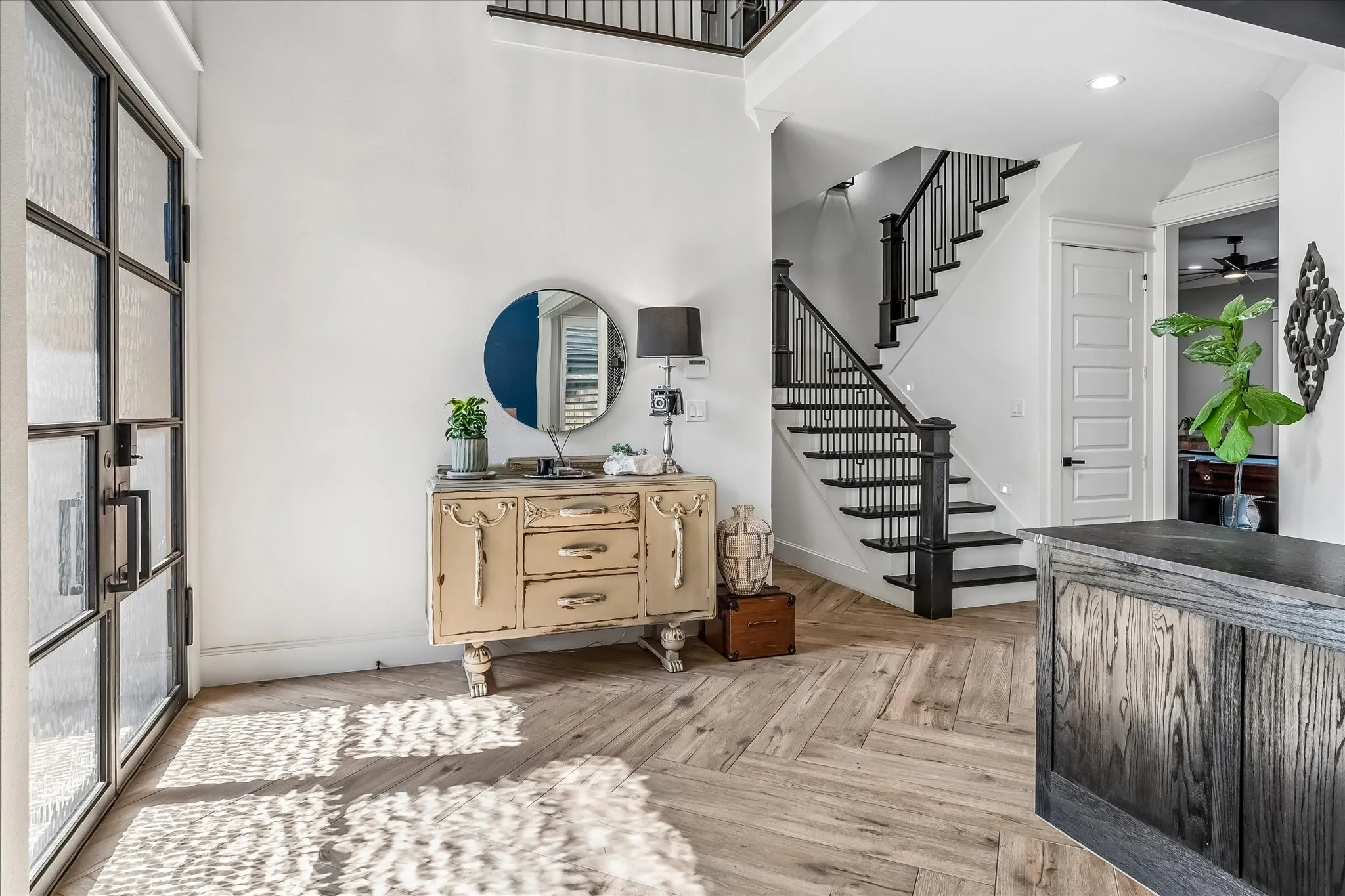 Single Family Residence For Sale in Dallas County , 2121 Clearspring Drive S, Irving, Texas 75063, 5 Bedroom, 4 Bathroom, 3 Garage spaces, 3,412 Sqft, built in 1986, mls#21316478, Real Estate Agent in Irving, Homes For Sale in Dallas county, Homes For Sale in Irving, Realtor in Irving Texas, Real Estate Brokerage Independent Realty Texas, Luminita Cordes Realtor